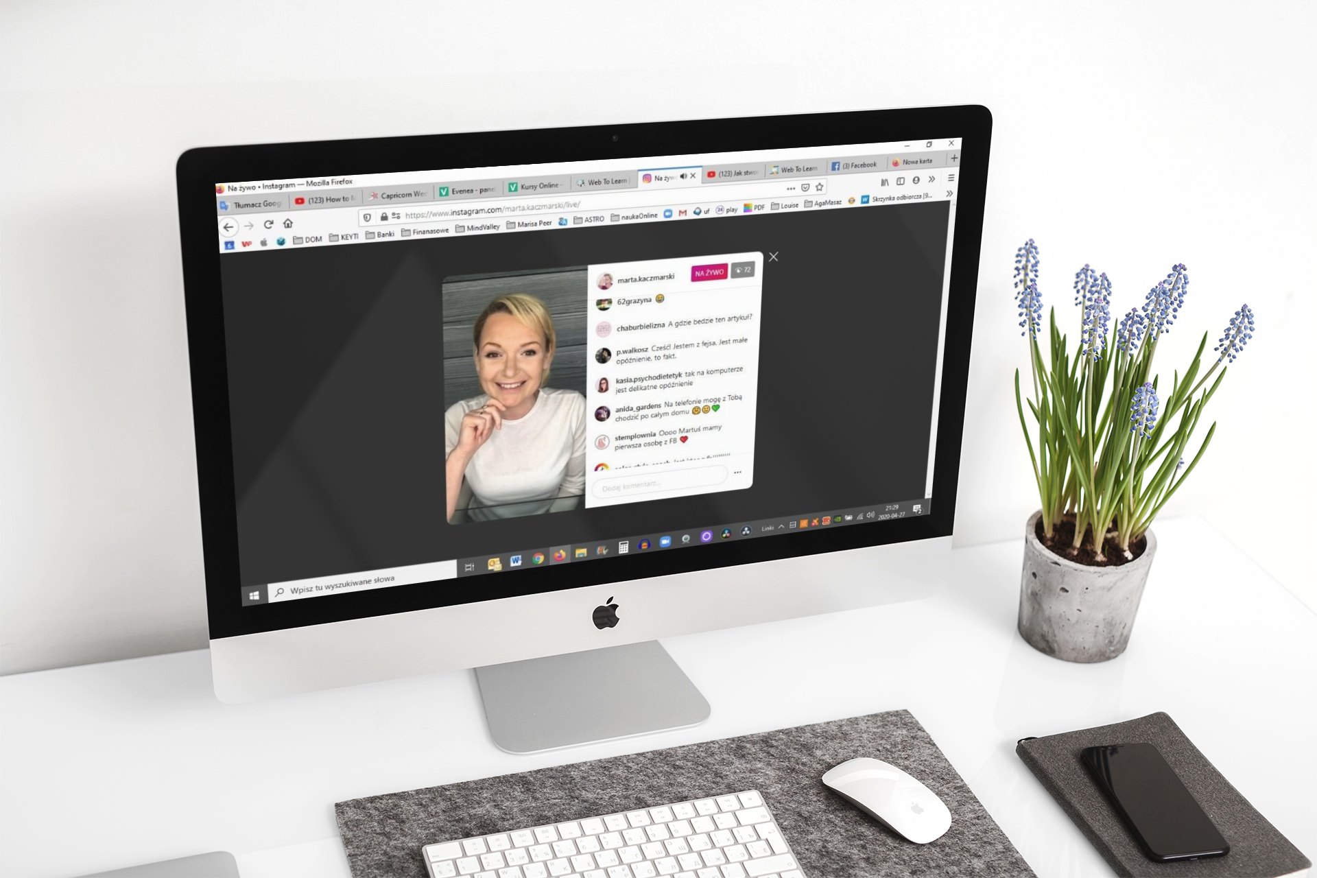 mockup-featuring-an-imac-against-a-white-wall-2144-el.png