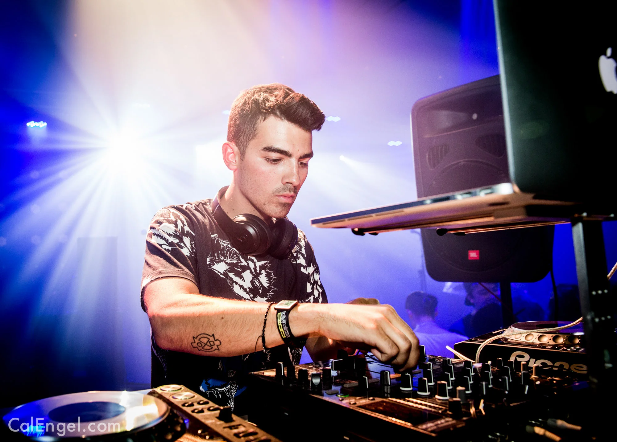 JoeJonasDJ2014-08-01_0269.jpg