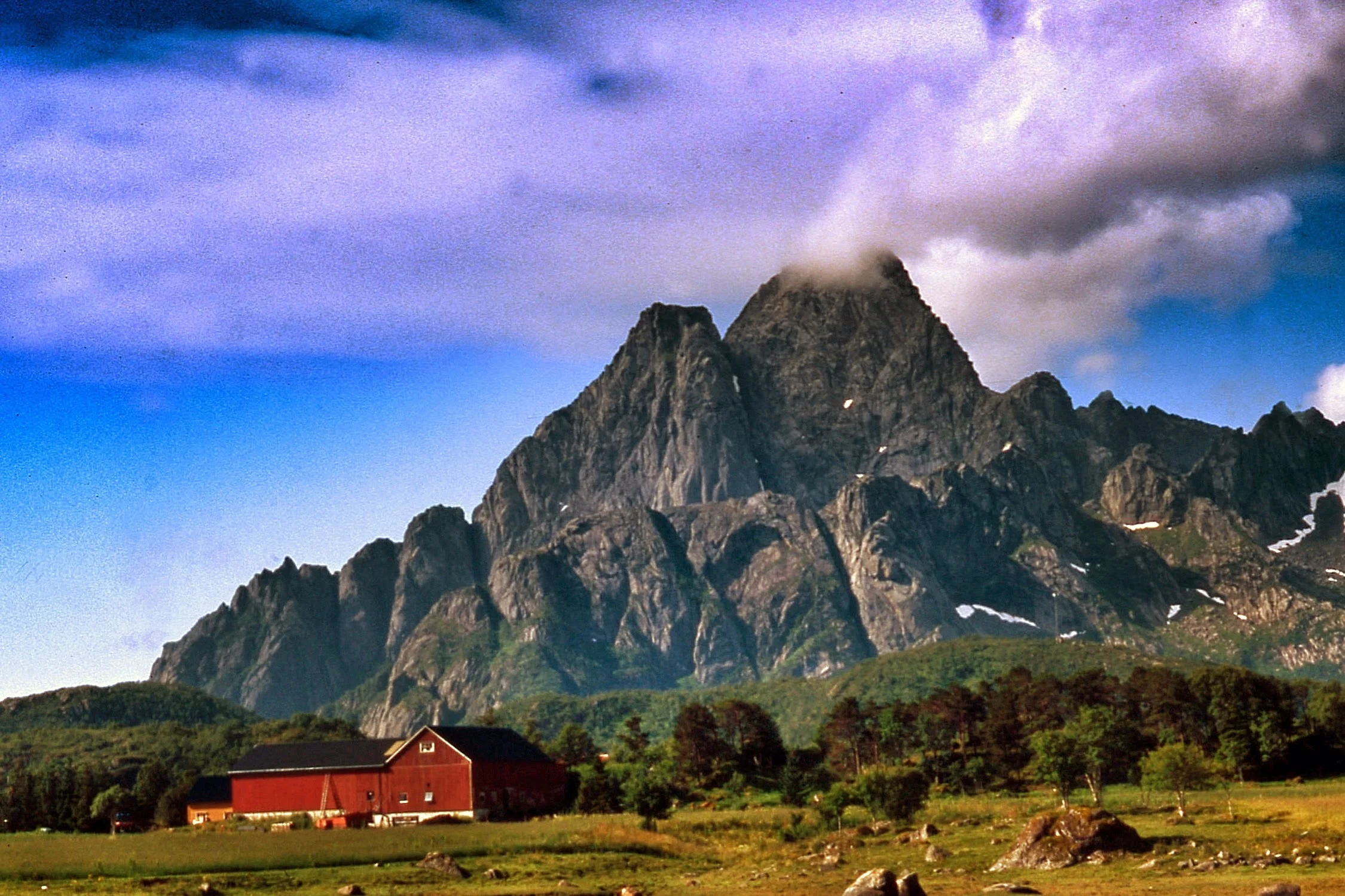 NORWAYPHOTO.jpg