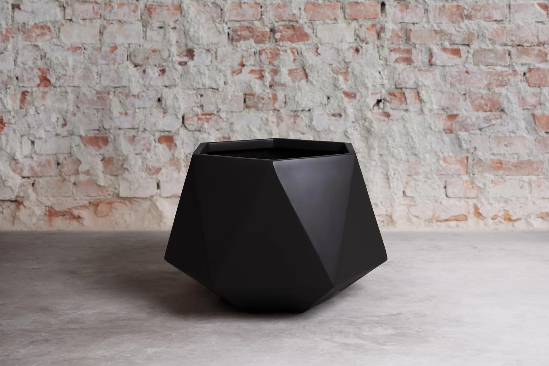 1270_Black.jpg