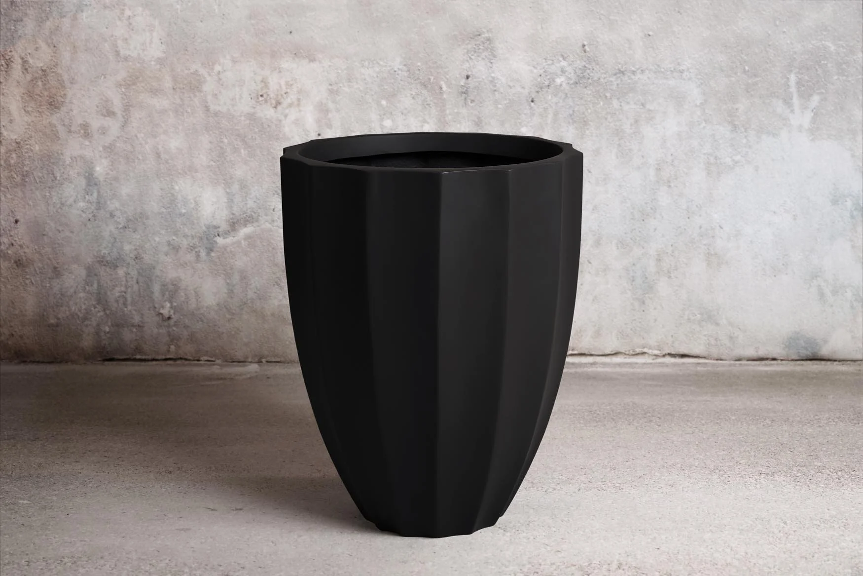 5600_Black.jpg