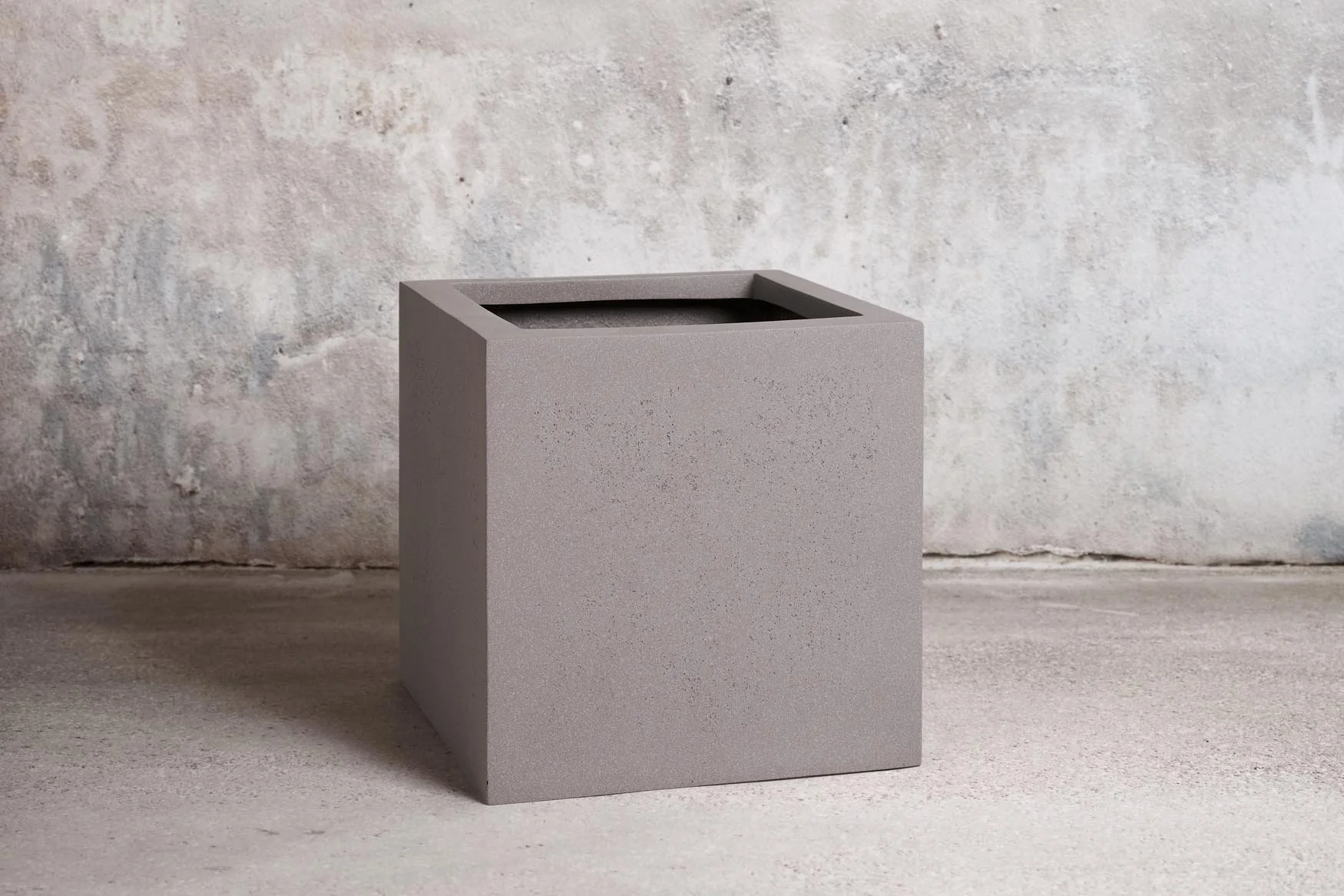 5945_Cement.jpg