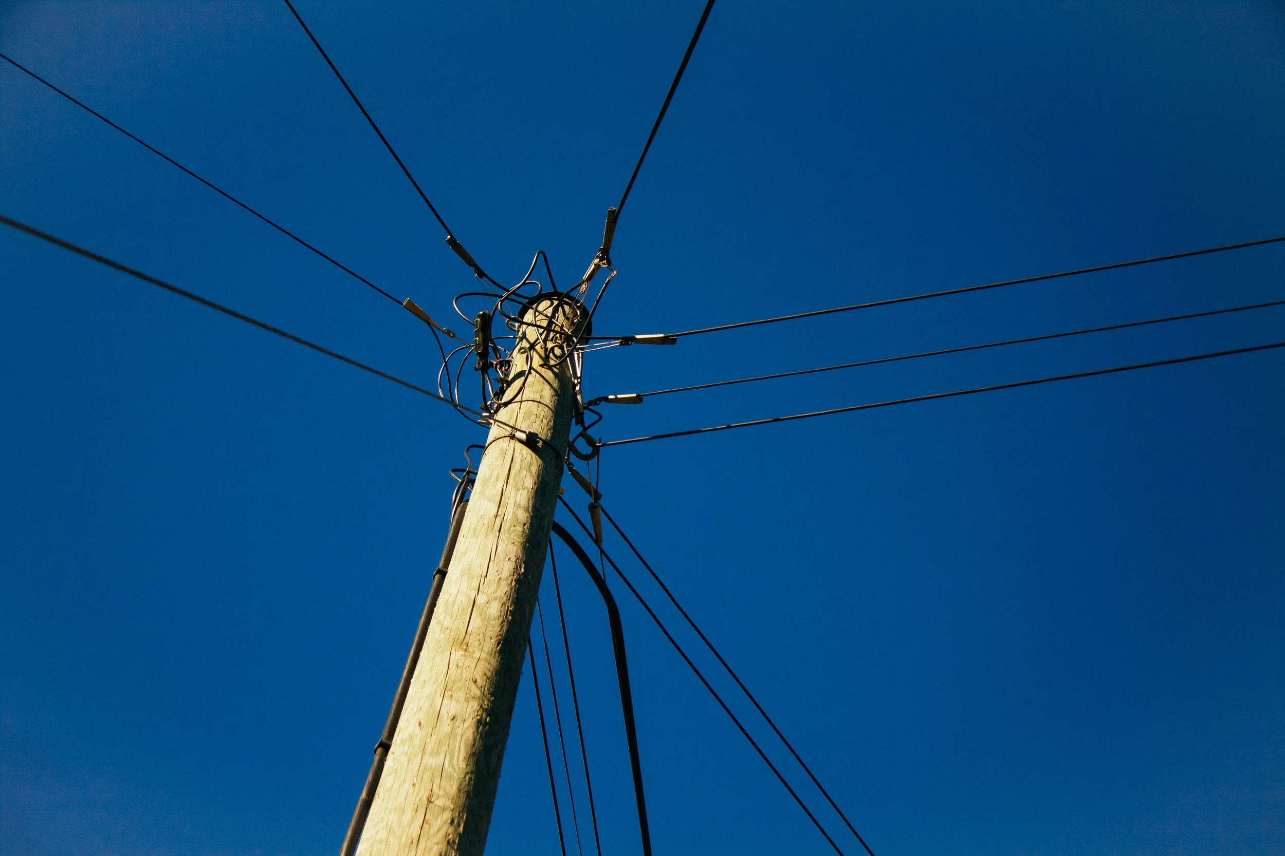 Wires-BarnImages.com-1.jpg