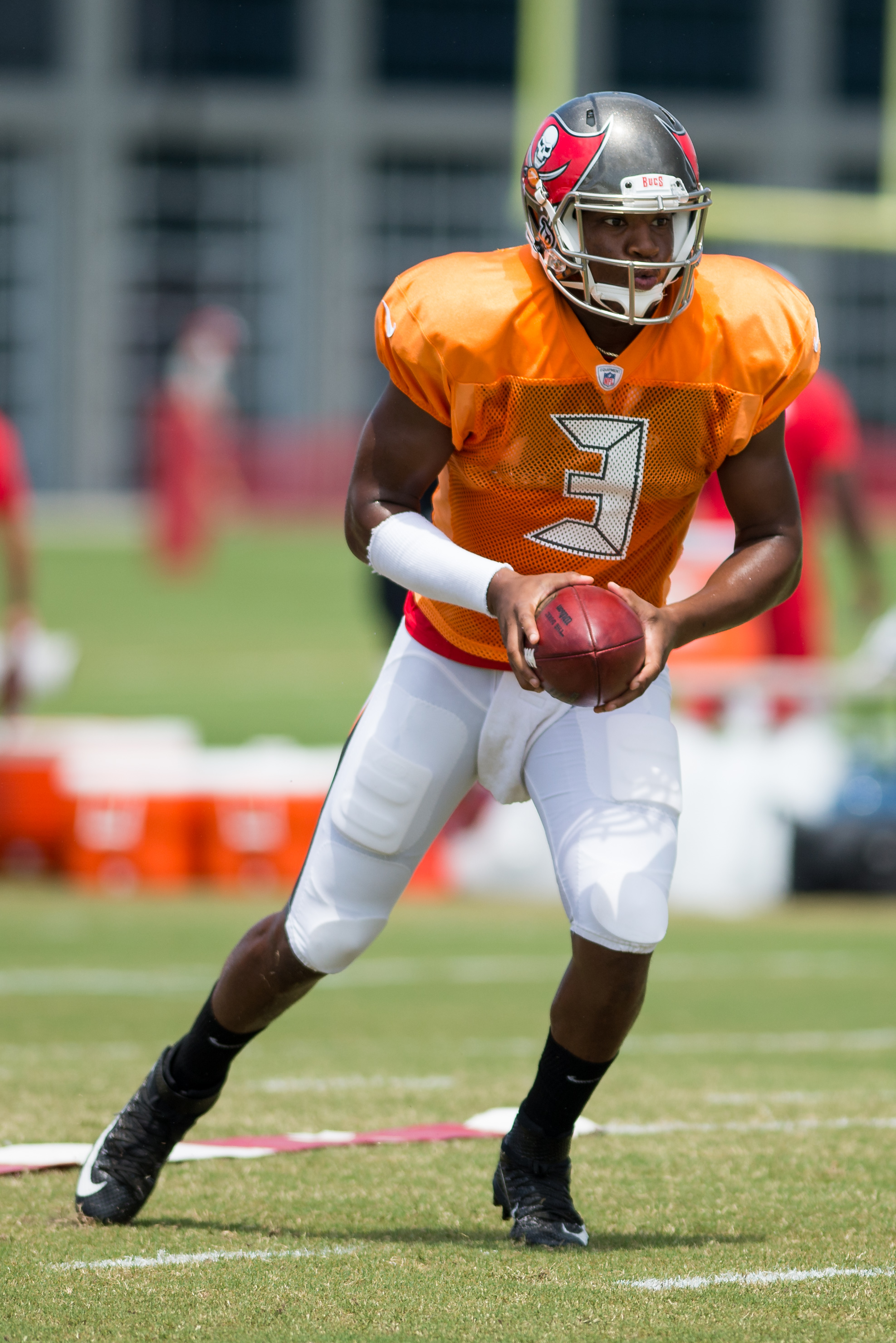 FSV_JAMEIS BUCS PRACTICE TRAINING CAMP_MP_081115_-2.jpg