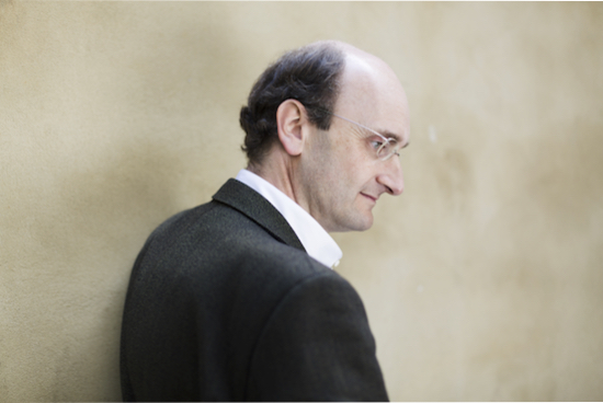 Andrew Manze, conductor. 