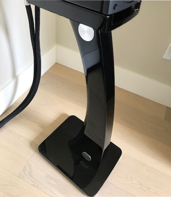 Raidho's propietary XT-1 stands.