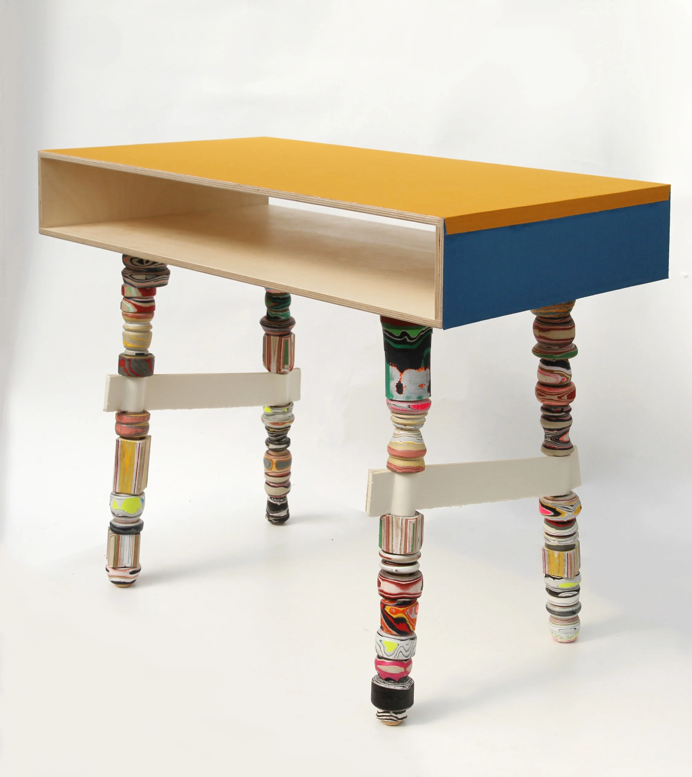 Sidetable Large.jpg