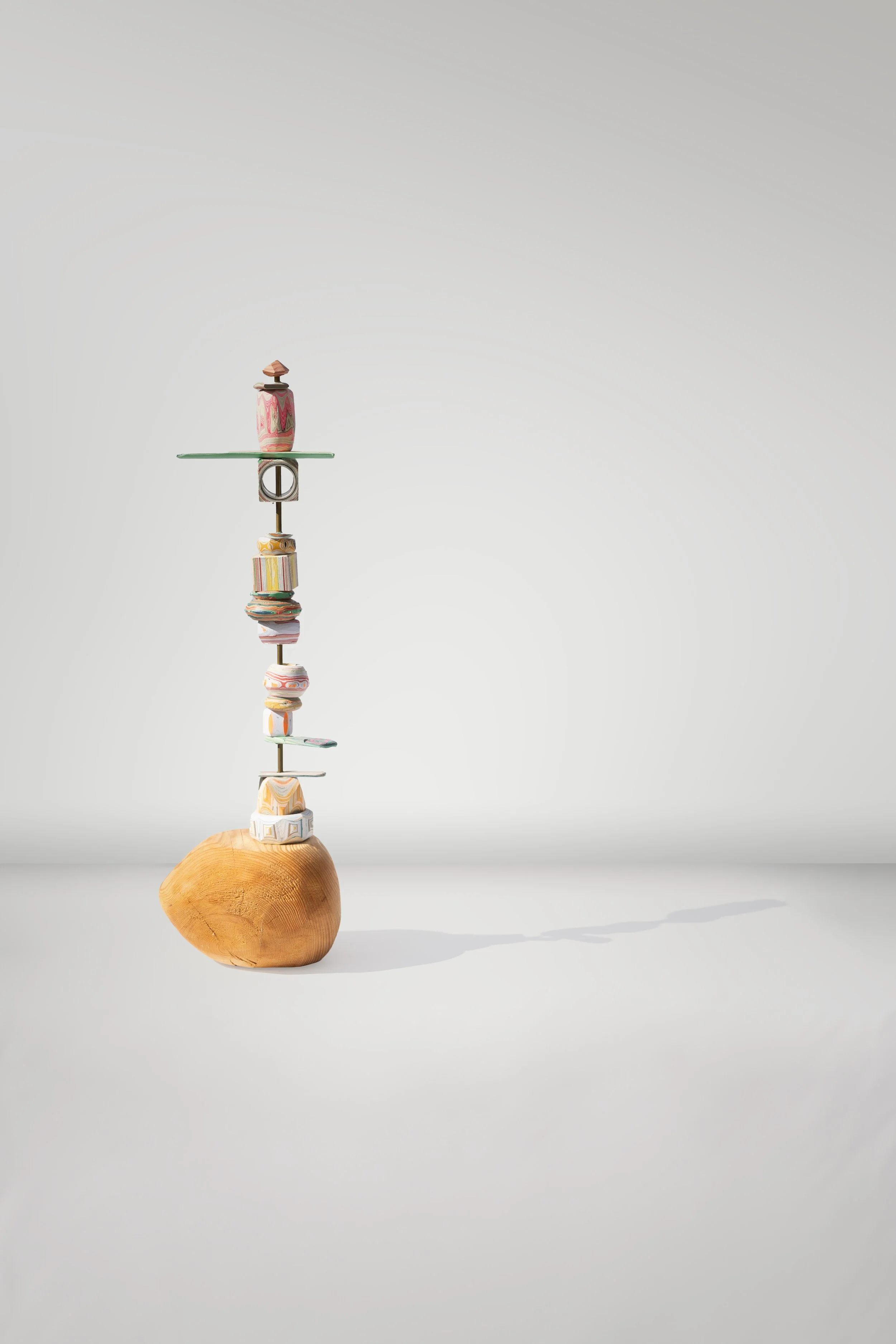 PapierTotem_groß_weißer Hintergrund.jpg