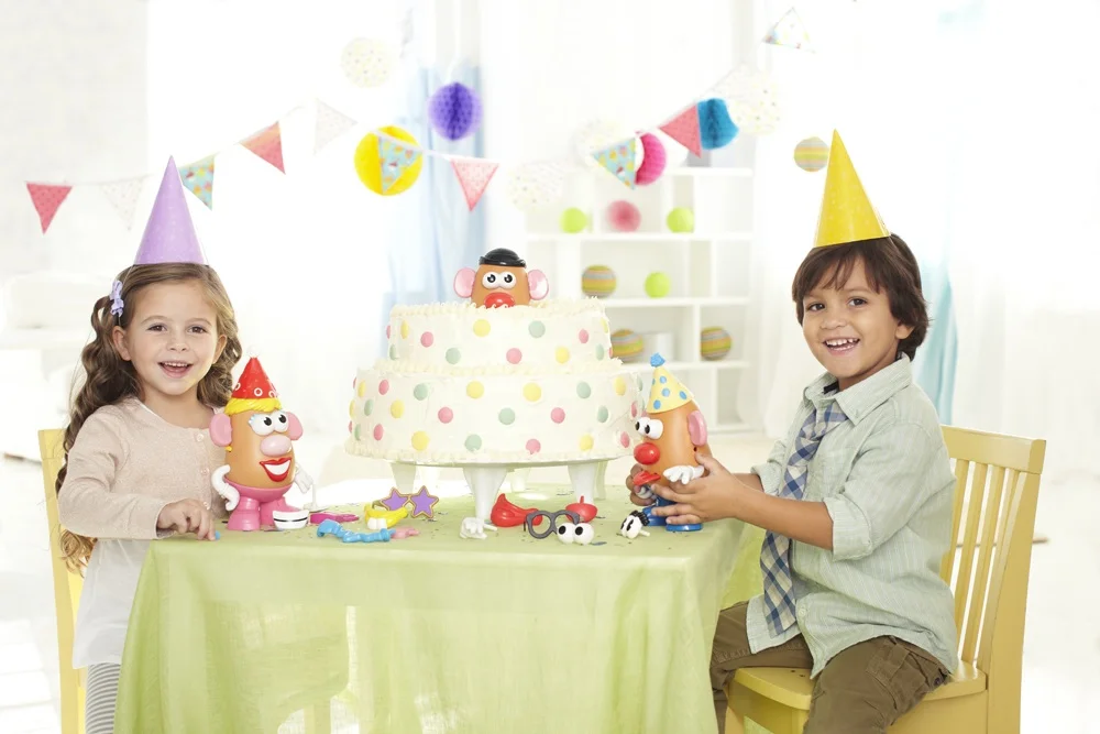 Mr. Potato Head's birthday cake, as seen in the Toys R Us catalogue.