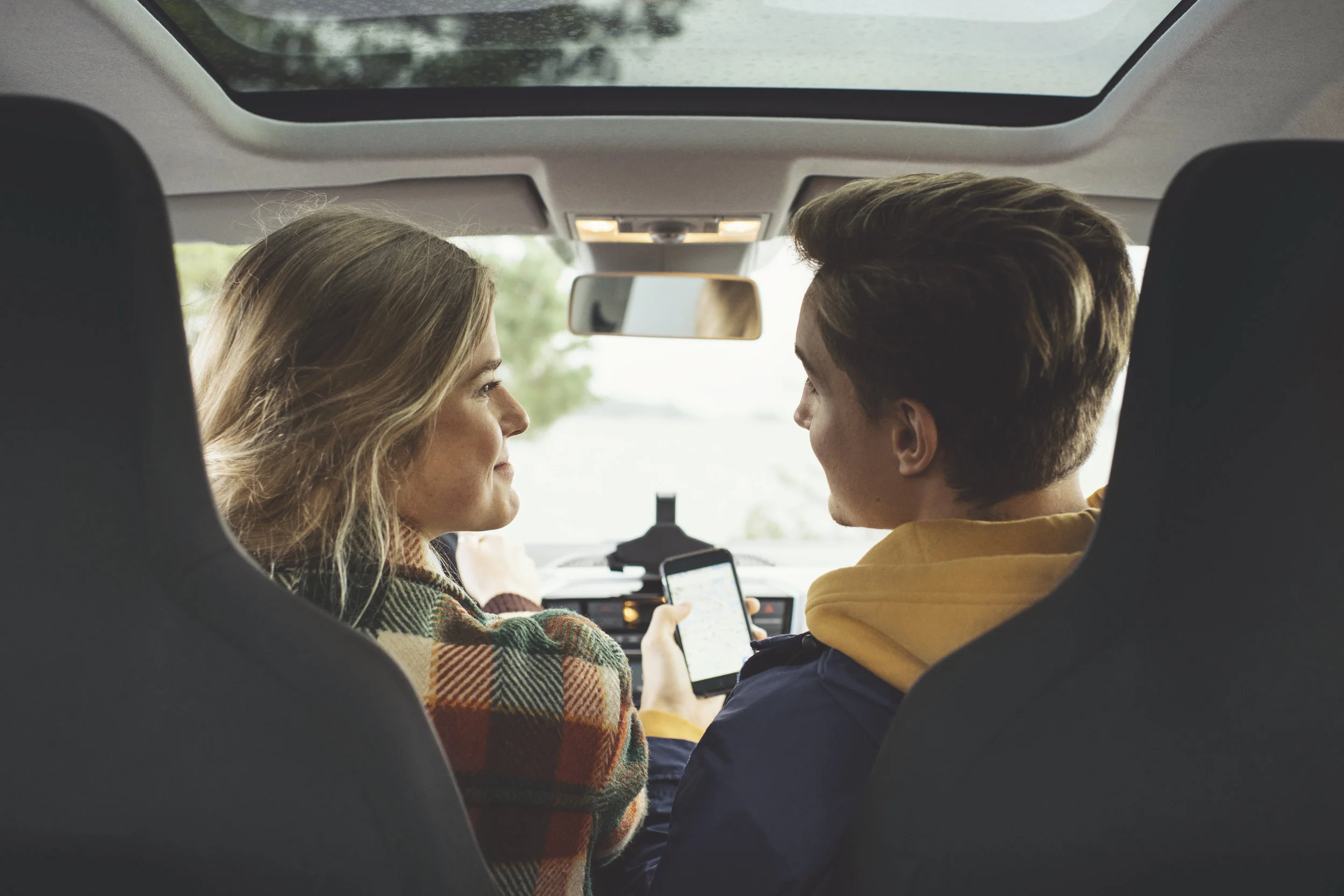 Swedbank/ Casting, location, clothes & props