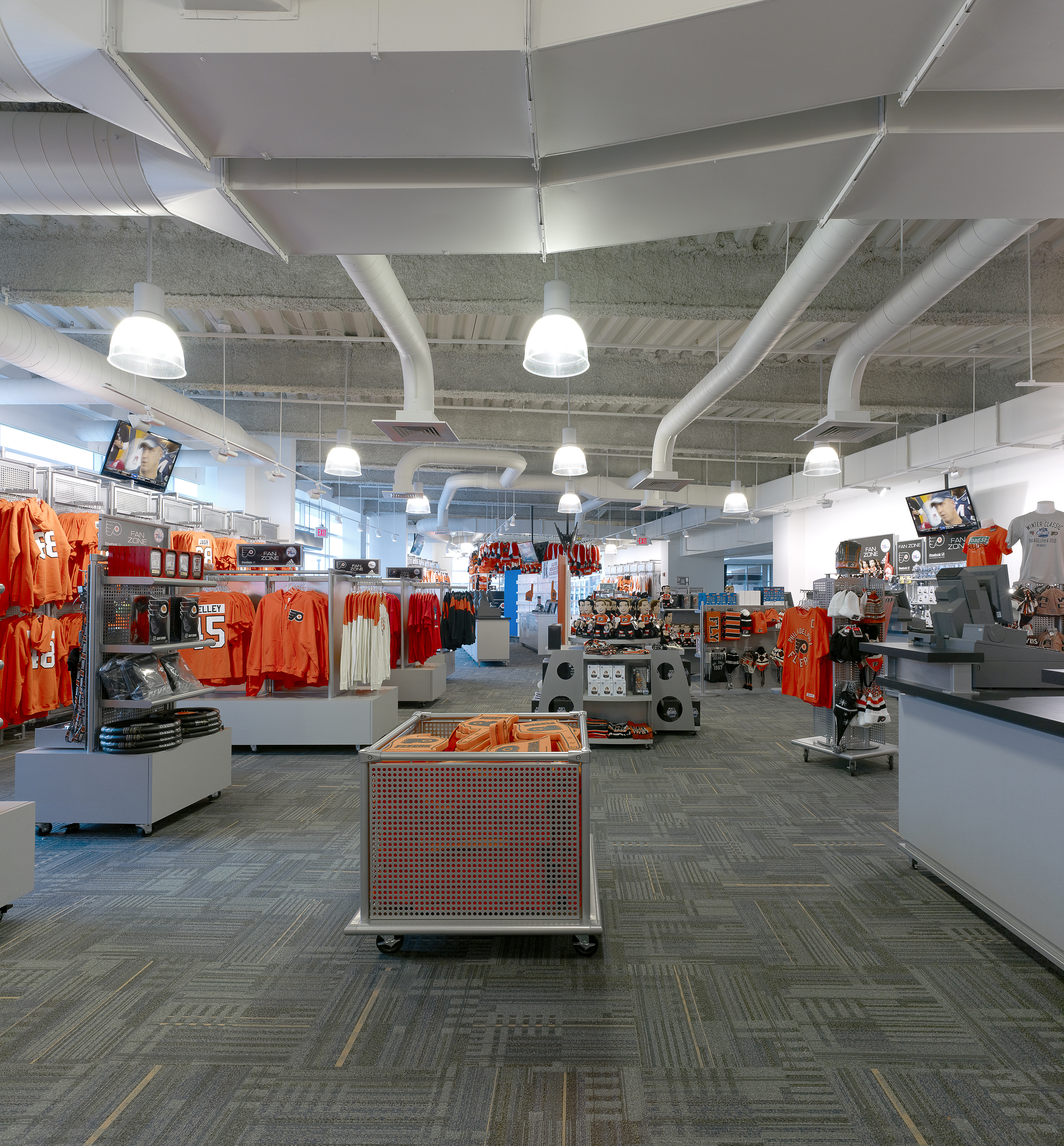 philadelphia flyers store wells fargo center