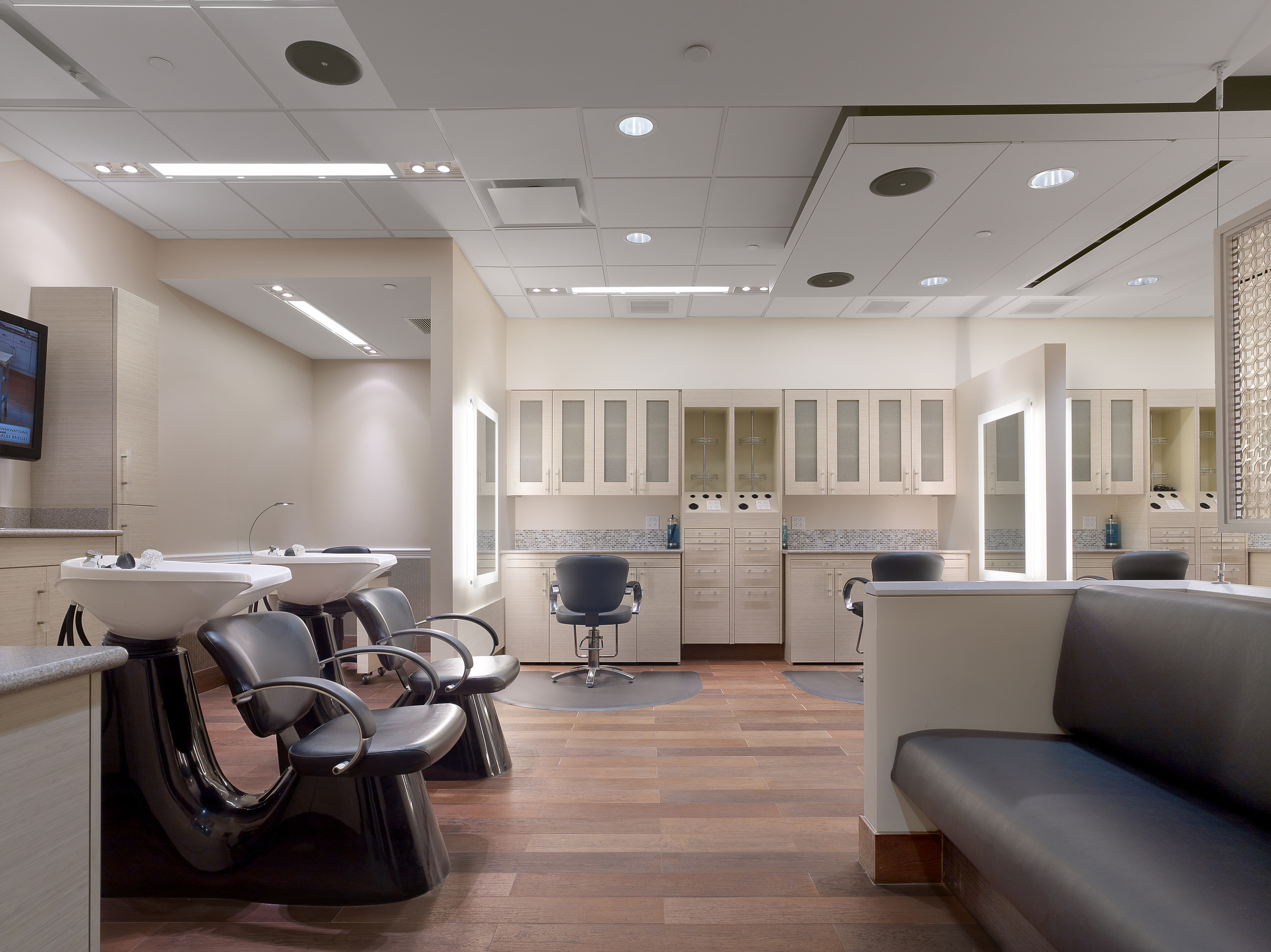 QVC Salon 05.jpg