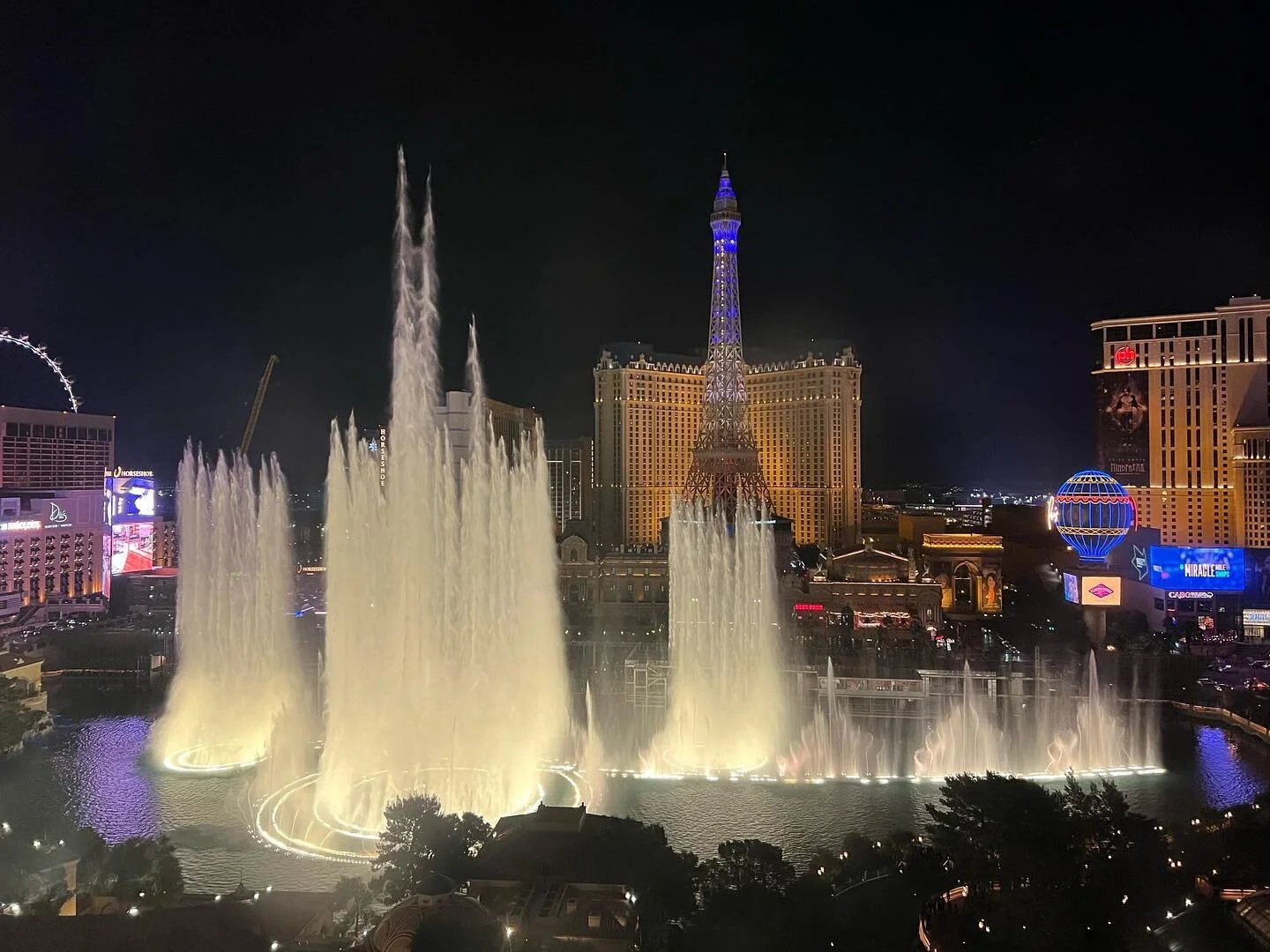 Vegas, Classic 

#vegastrip #lasvegas #travelphotography #digitalnomad #라스베가스여행 #여행사진 #디지털노마드 #디지털노마드라이프