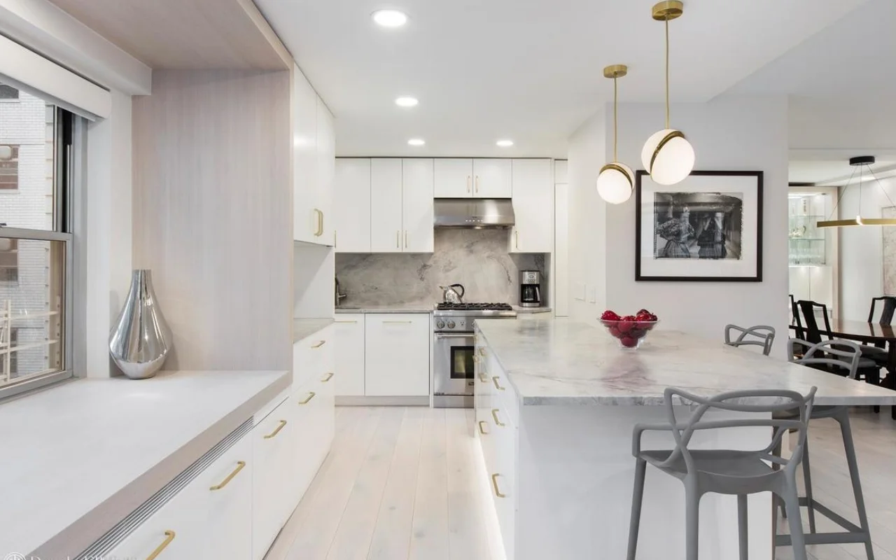 3-Kitchen.jpg
