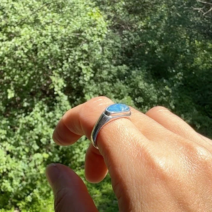 I had the pleasure of making this opal ring for @heathersundquisthall 🦋 I&rsquo;ve been following Heather&rsquo;s work for years and met her recently at one of my metalsmithing workshops. I took my time finding the right  stone and this earthy toned