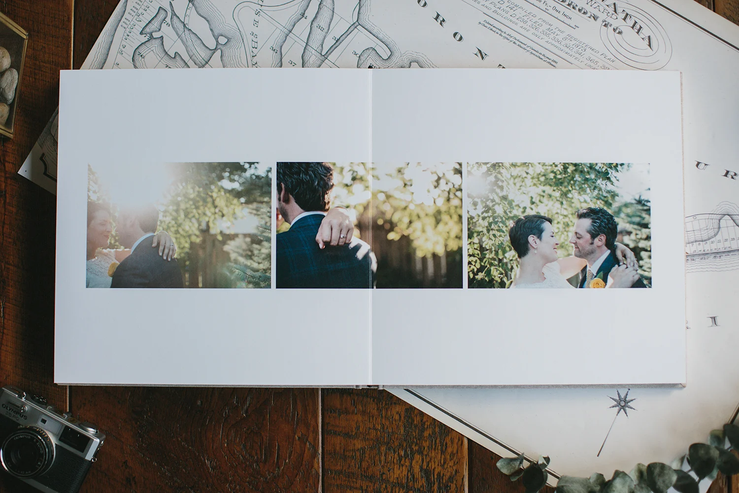 album-designer-toronto-design-work-wedding-album-custom-and-affordable-linen-fine-art-album-layflat-layout-designs-for-photos-minimalist-beautiful-toronto-wedding-photographer-ryanne-hollies-easy-affordable-bride-groom-photographers-page.jpg