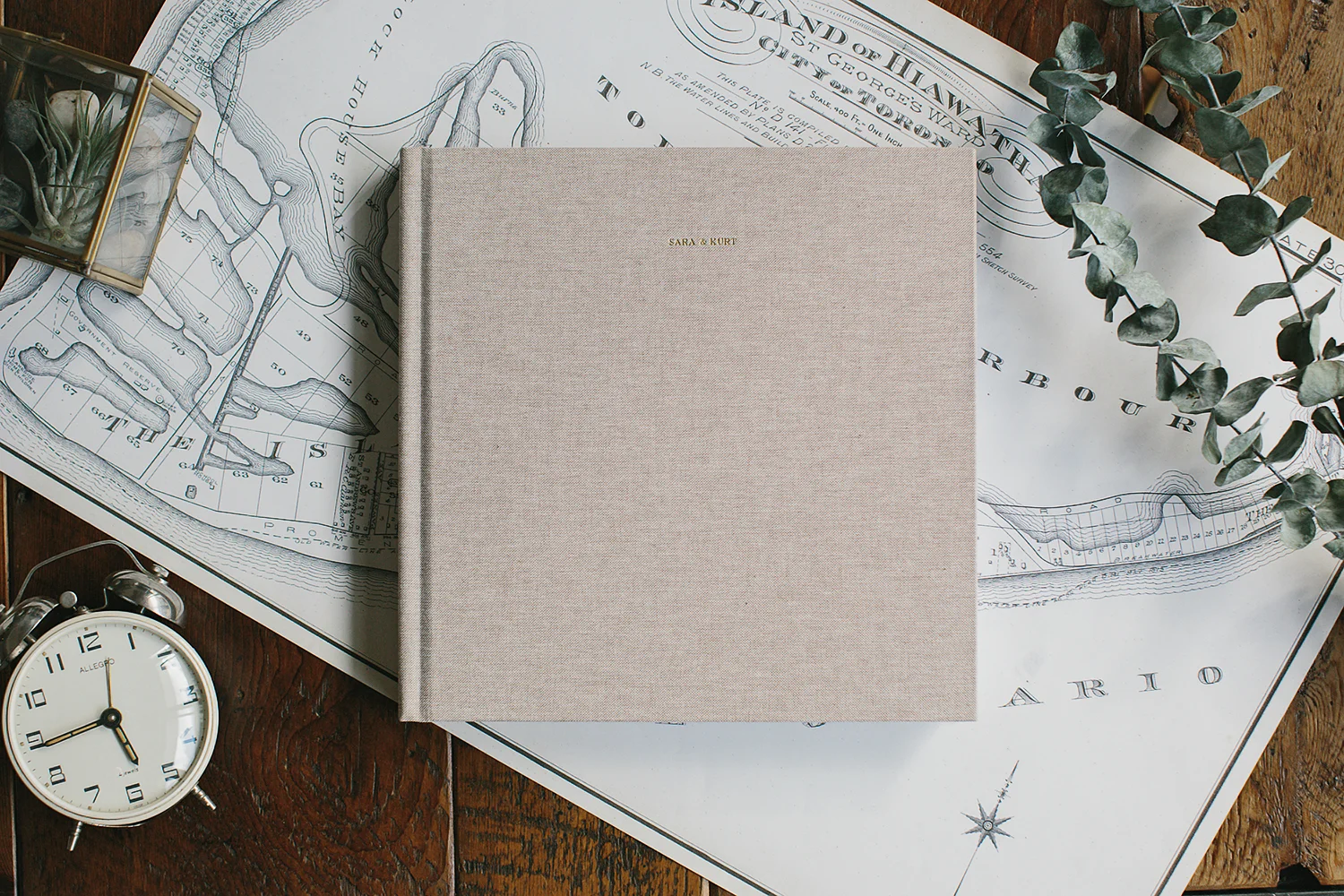 album-designer-toronto-design-work-wedding-album-custom-and-affordable-linen-fine-art-album-title-gold-foil-engraved-artifact-uprising.jpg