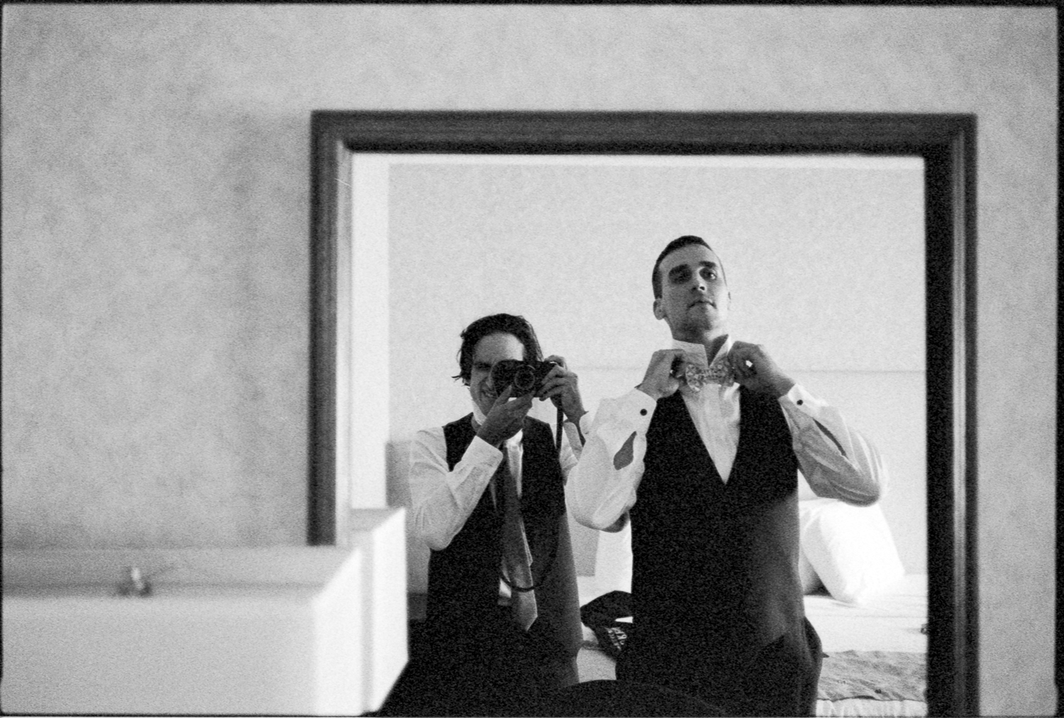 Sam + Greg 35mm Leica-9.jpg