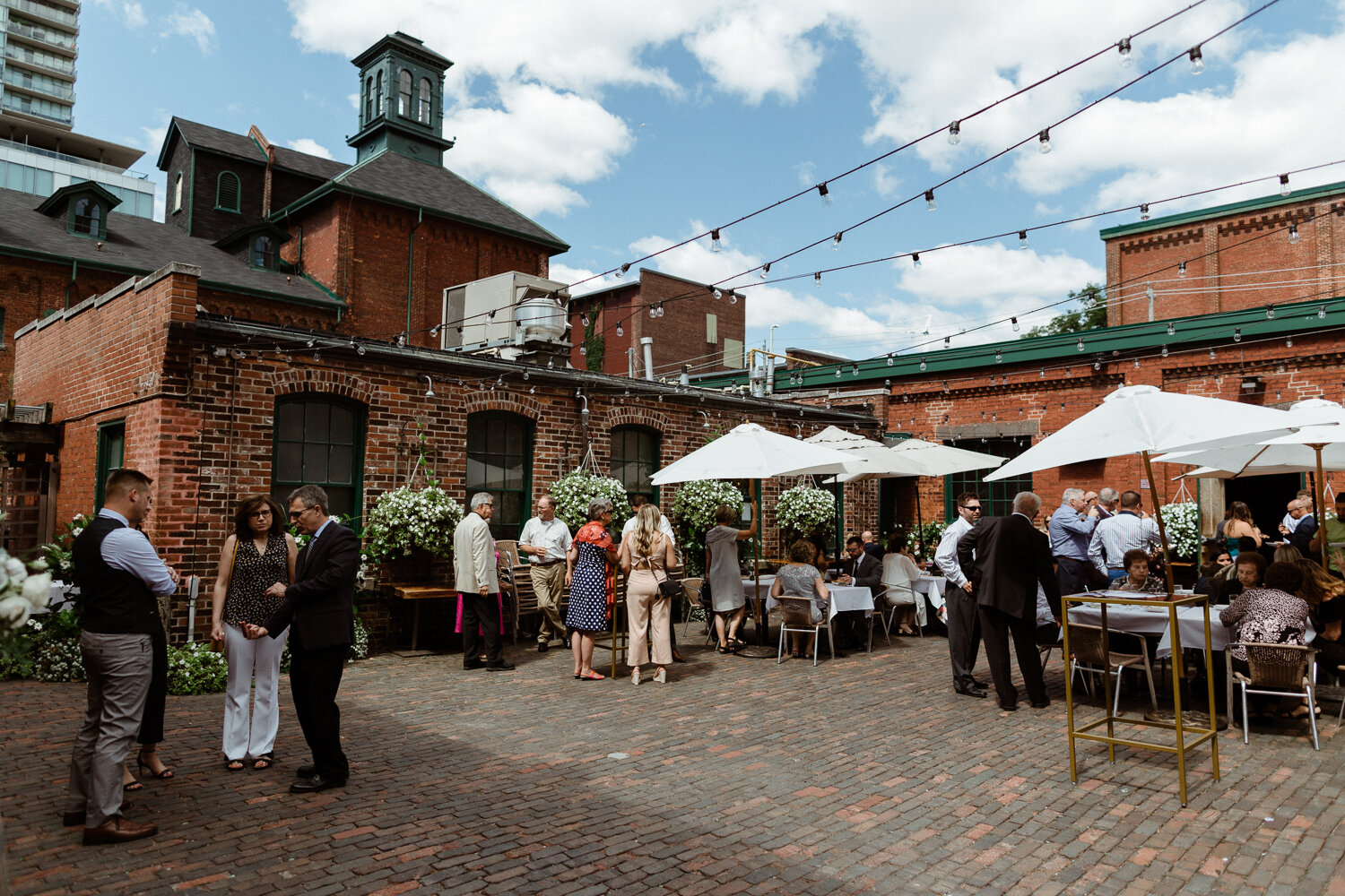 61-Archeo-Real-Wedding-Distillery-District-Toronto-Ryanne-Hollies-Photography-142.jpg