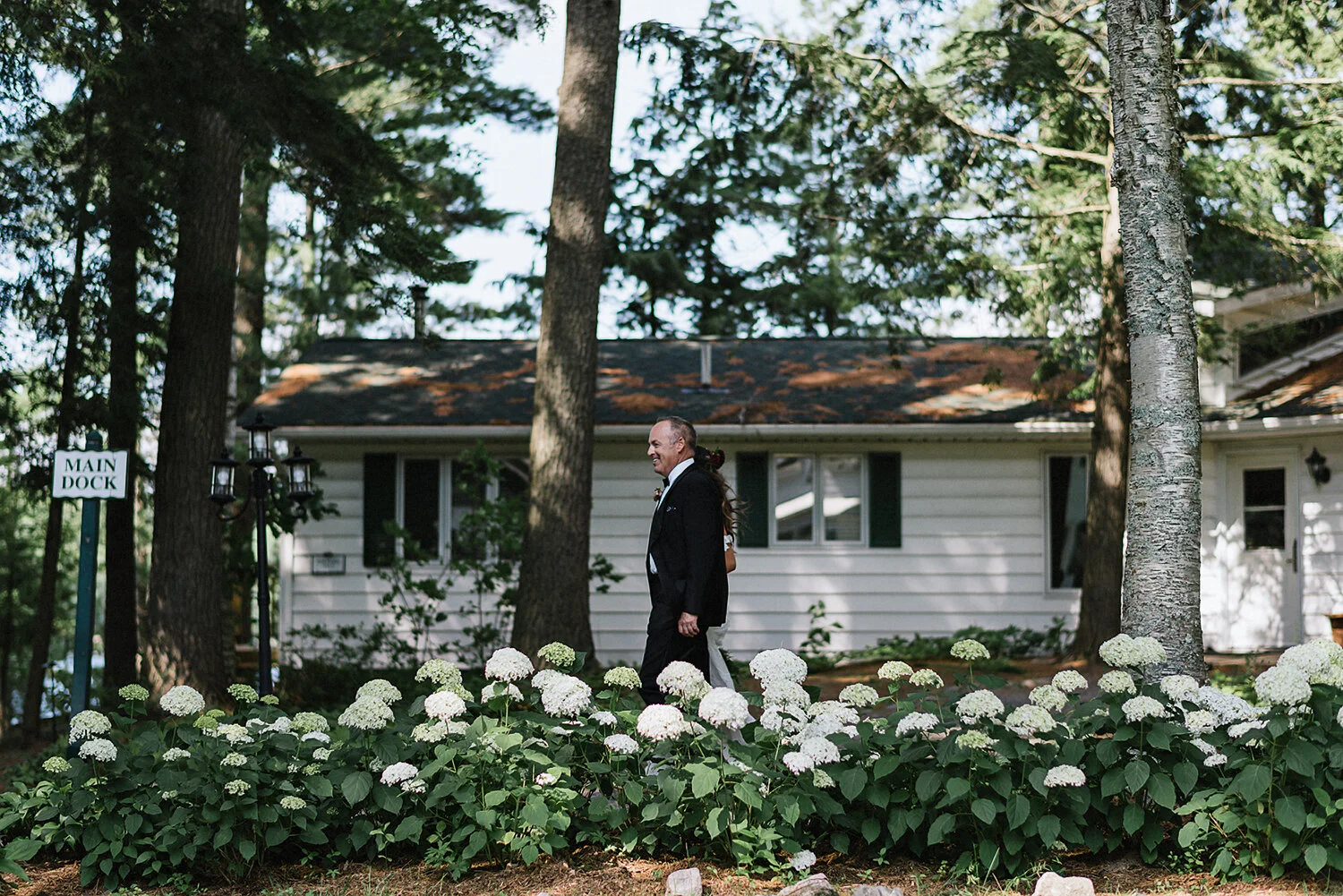 micro-wedding-muskoka-georgian-bay-sherwood-inn-wedding-venue-great-for-elopements-planning-guide-23.JPG