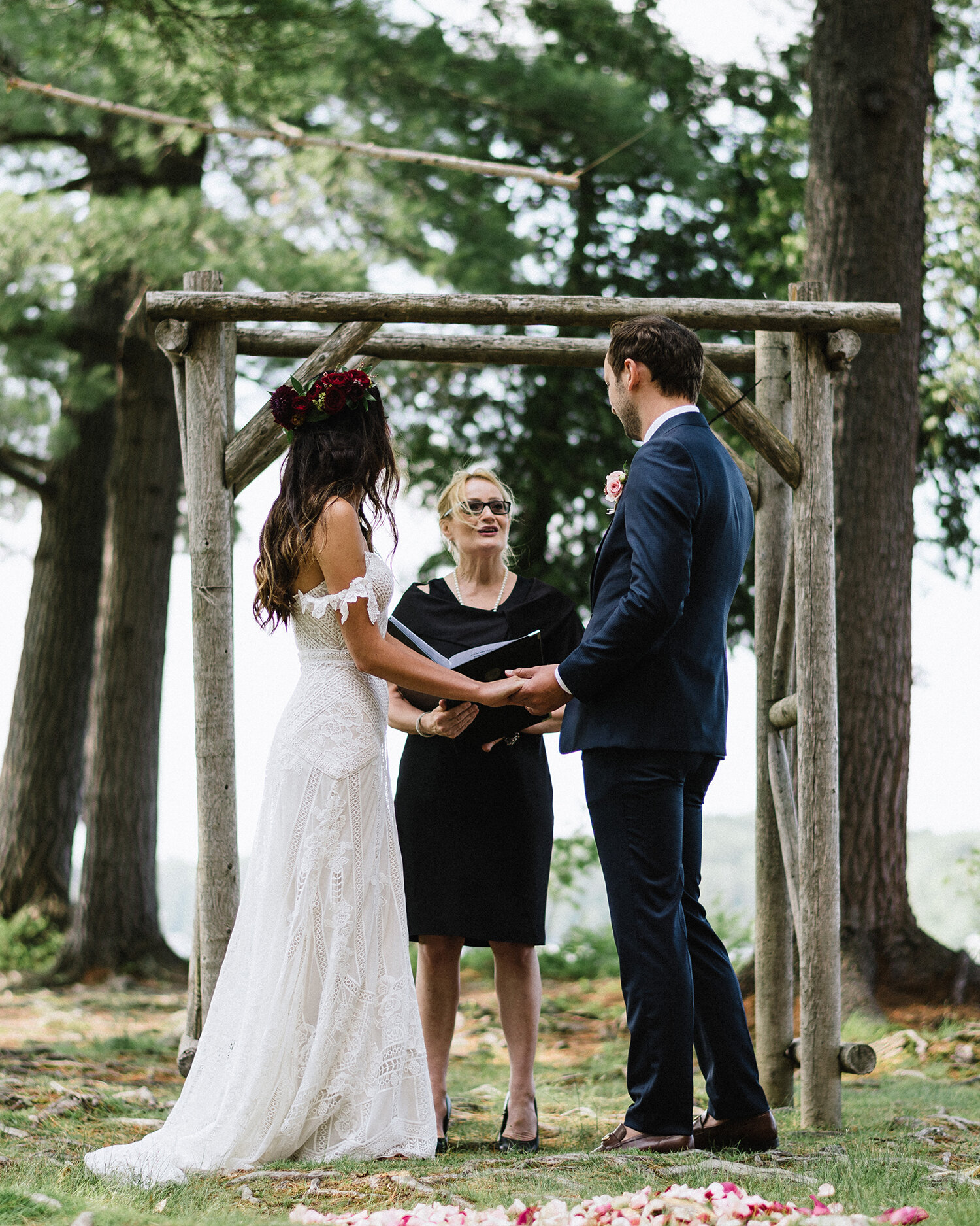 micro-wedding-muskoka-georgian-bay-sherwood-inn-wedding-venue-great-for-elopements-planning-guide-30.JPG