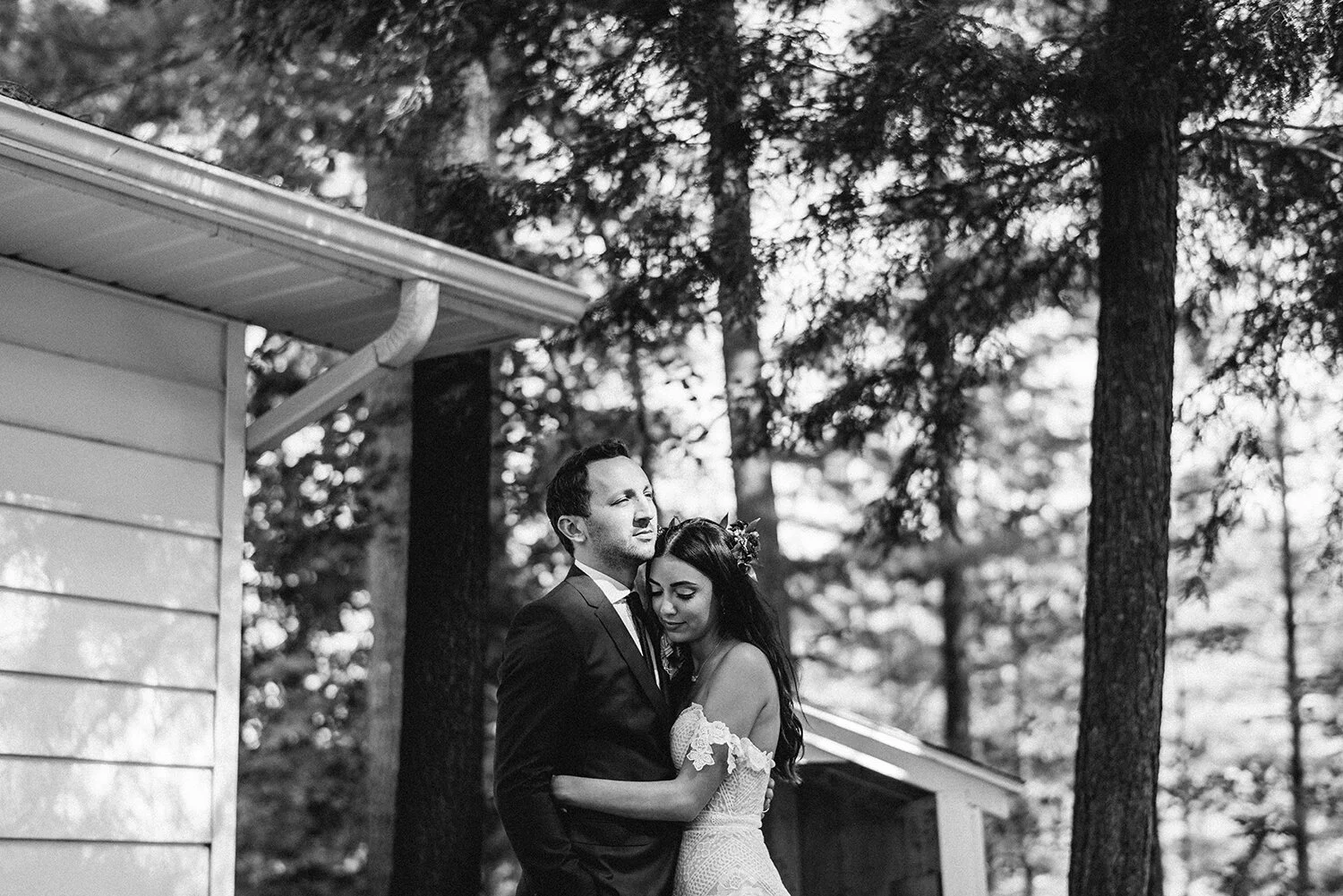 micro-wedding-muskoka-georgian-bay-sherwood-inn-wedding-venue-great-for-elopements-planning-guide-42.JPG