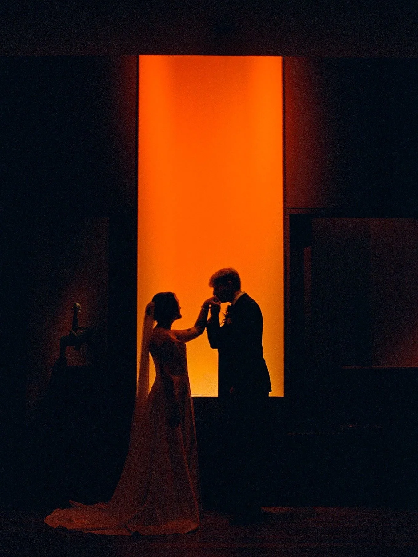 Taking full advantage of having free reign around the AGO with Jemma and Ky 

#weddingday #torontoweddingphotographer #analogweddingphotography #filmweddingphotographer #calgaryweddingphotographer #bridalfashion #artgallerywedding