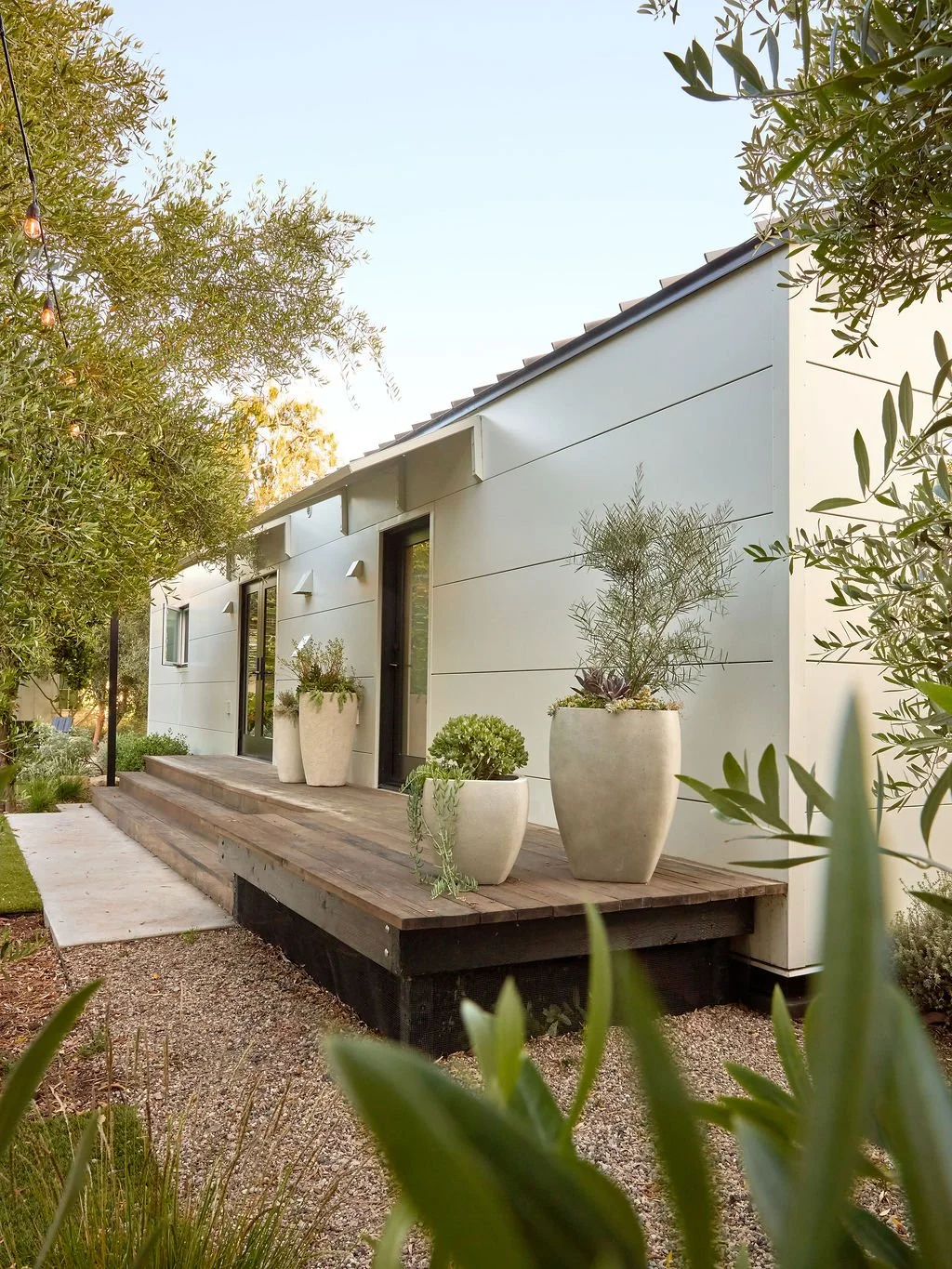 BryanADU_HayleyBridgesDesign_SantaBarbara - Exterior 11.jpg