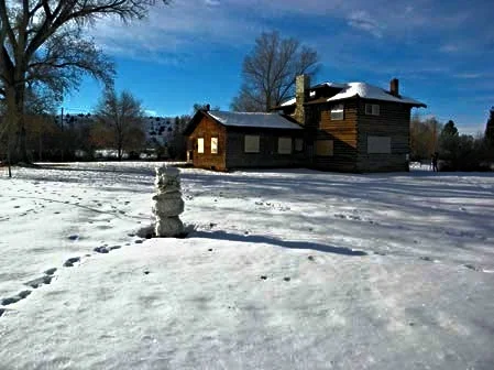 The Emerson Parks House is located at 504 Second Street in Ten Sleep, Wyoming