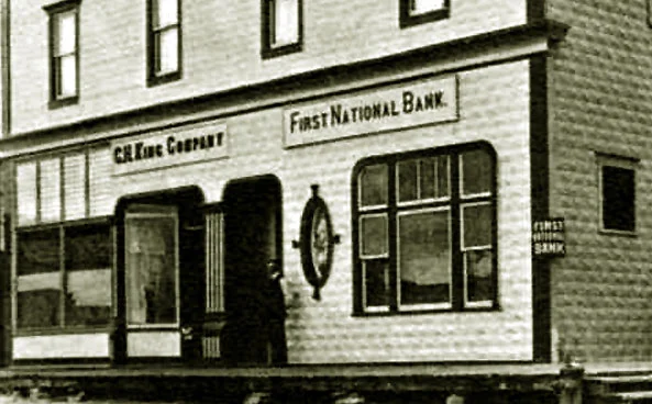 Historic photograph of C.H. King Company and First National Bank of Shoshoni. Photo from wyomingtalesandtrails.com