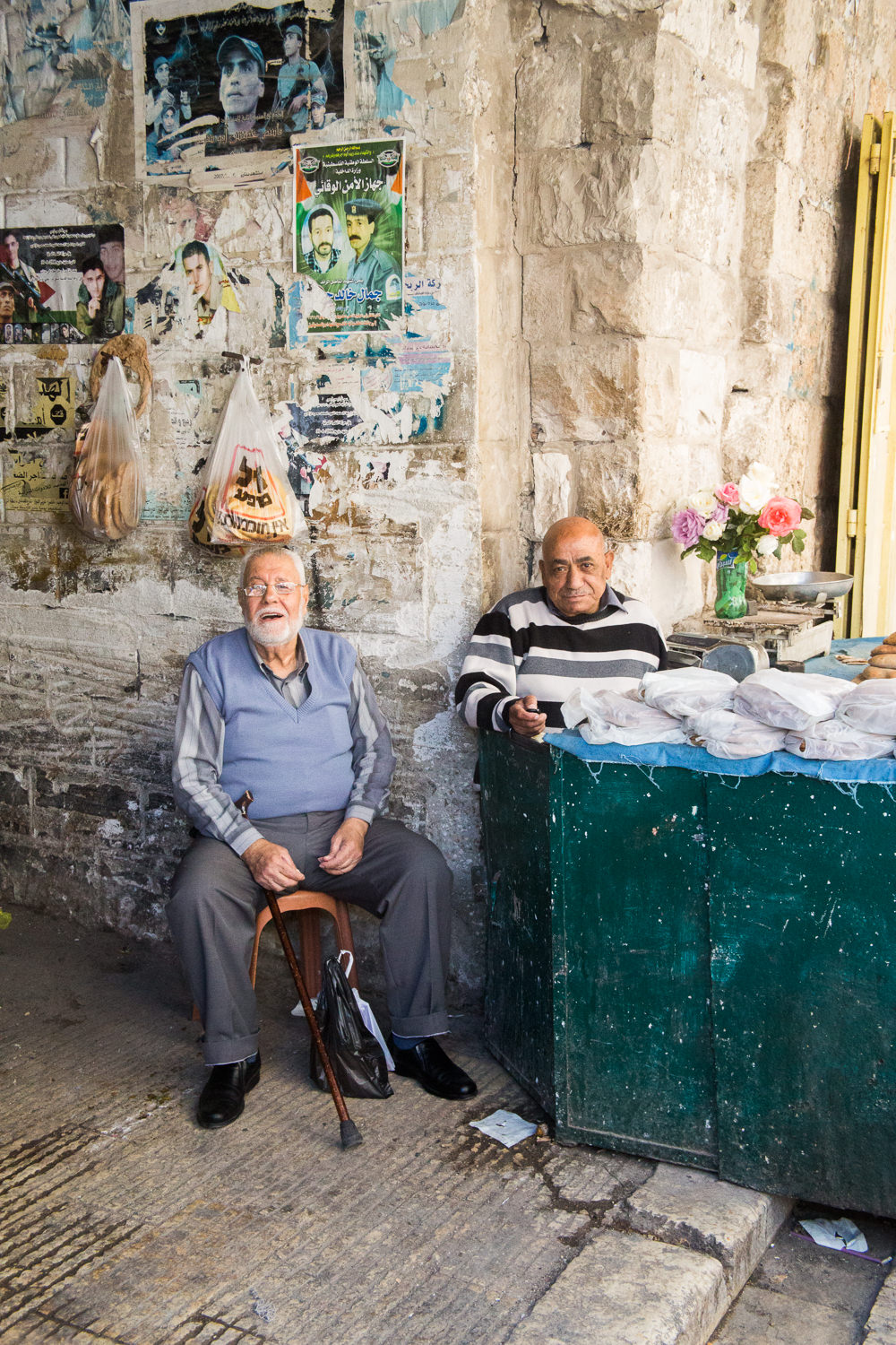 Zuhdi Saadat Debee, Asad Sharif