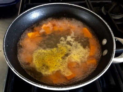 my beautiful sweet potatoes boiling away!