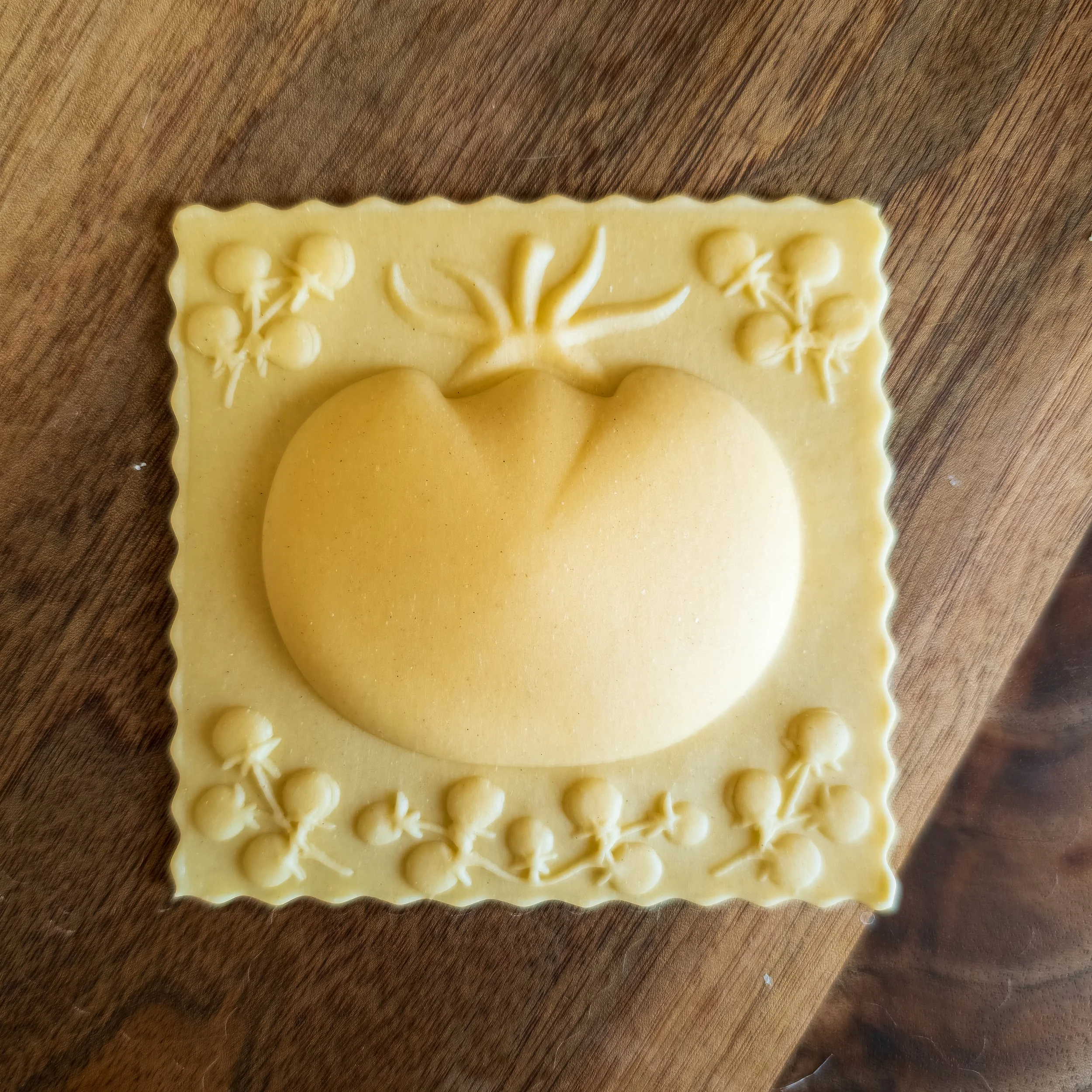Tomato (2).jpg