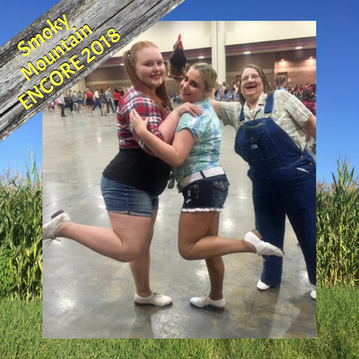 clogging-honeys-chicken-photobomb.png