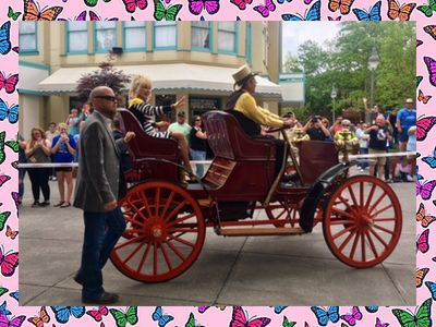 Dollywood-homecoming-weekend-yay.png