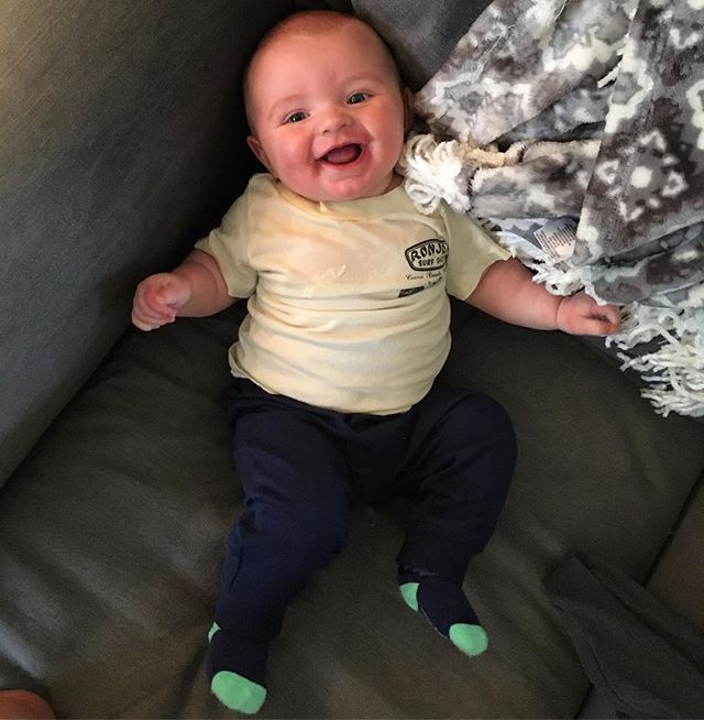 Cool enough to wear mommies hand me down tee shirts😄😄 .
.
. 
#neverenoughpictures #sorry #6months #tommy #smiles #babyboy #fuzzhead #ronjonsurfshop #laughing #handmedowns #playtime