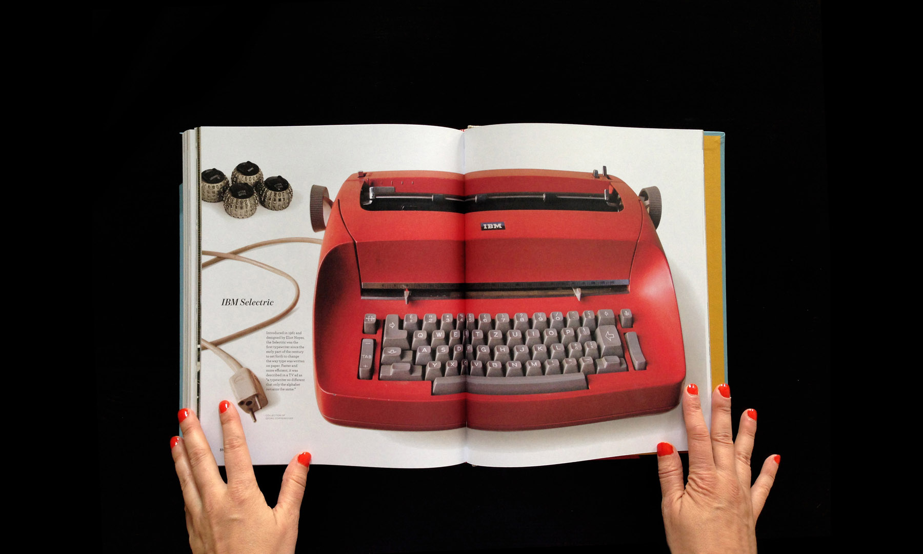 closeup-gallery-typewriterbook-060.jpg
