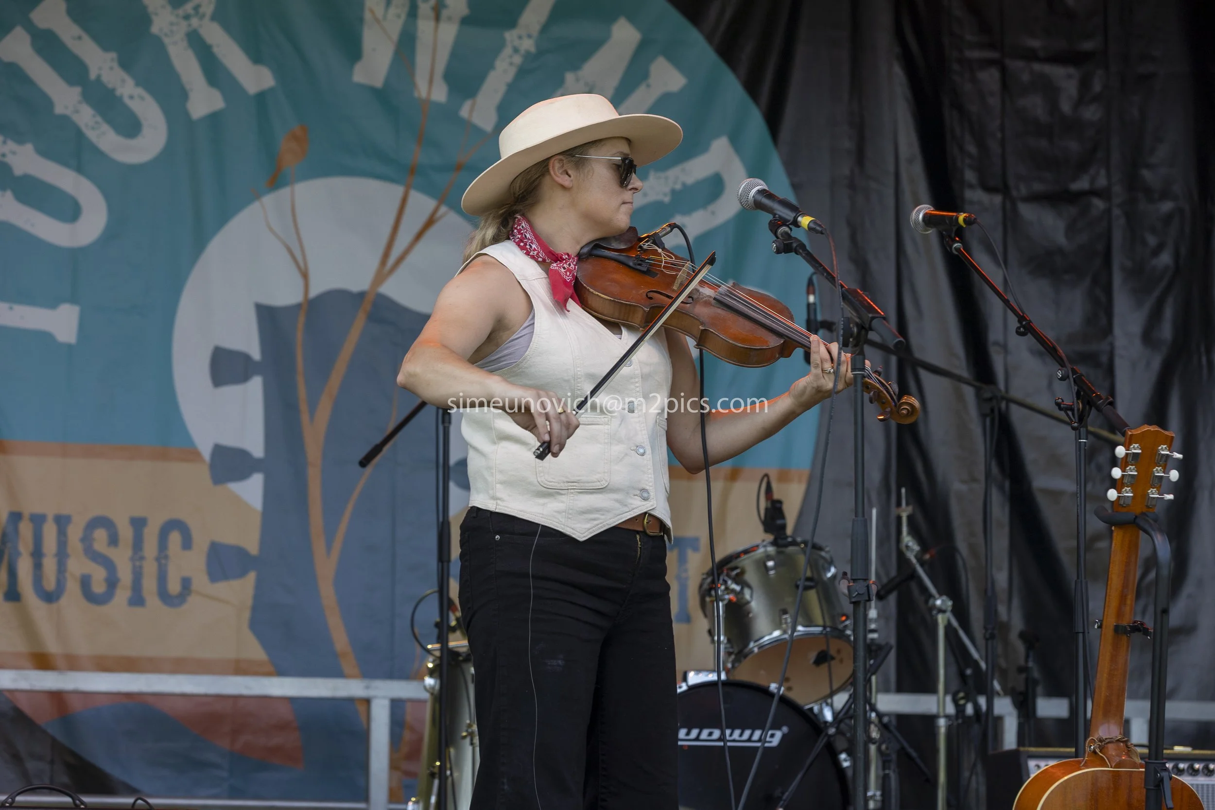Melissa Payne and B Knox @ four winds --15 slowcity.jpg