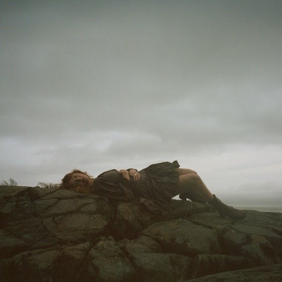 Bella White announces new album out Jun 5, new single 'False Start' out now 