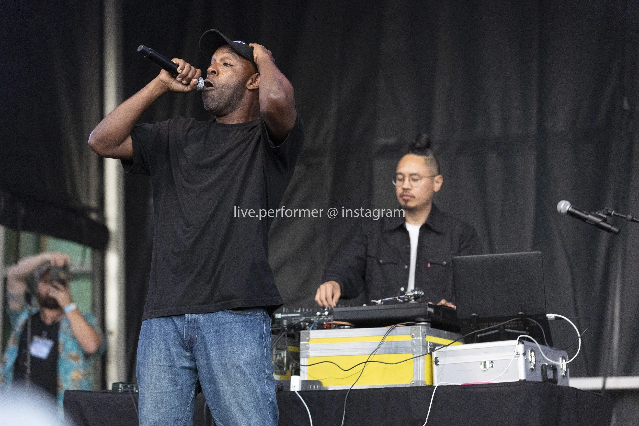 Shad @ whitby fest (1 of 1)-6 slowcity.jpg