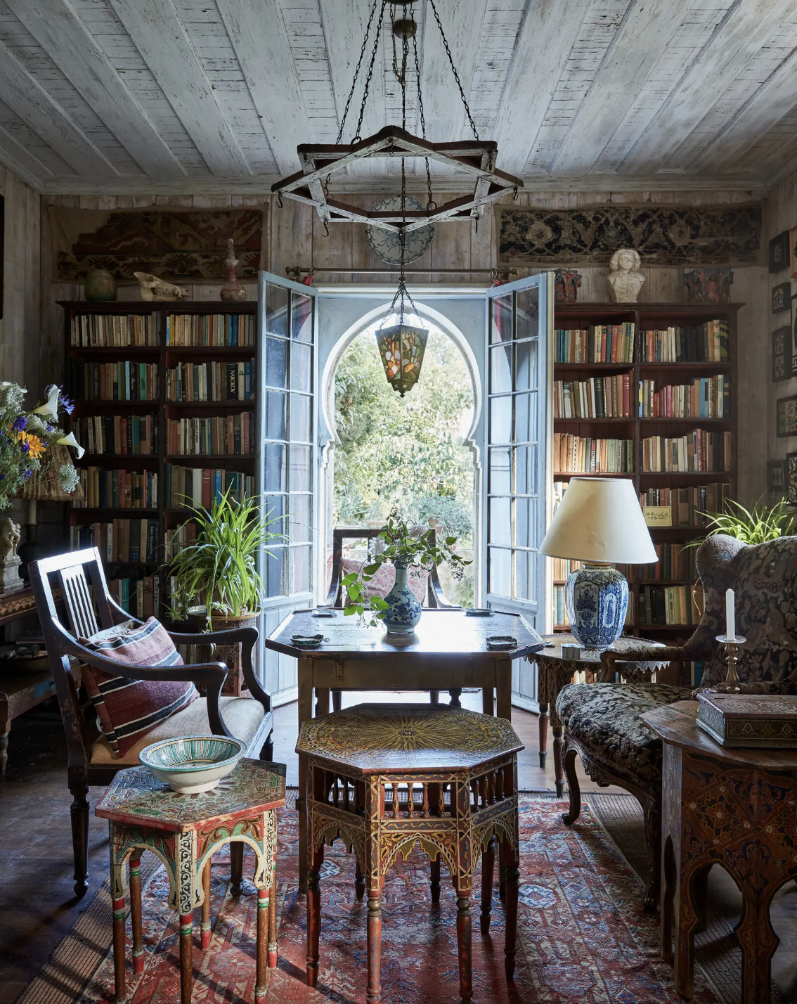Umberto Pasti at home