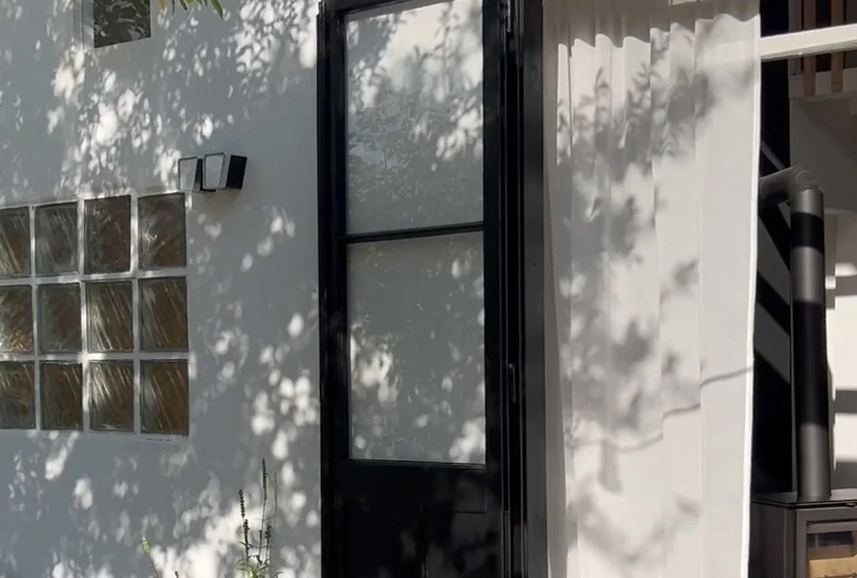 Schattenspiel Terasse_quer.jpg