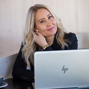 elina mäkelä