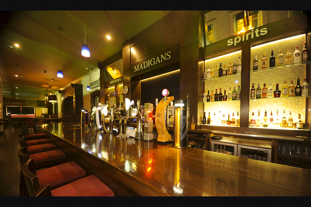 4 Madigans Connolly Station (Main Bar) © 2015 Mick Langan 003.jpg