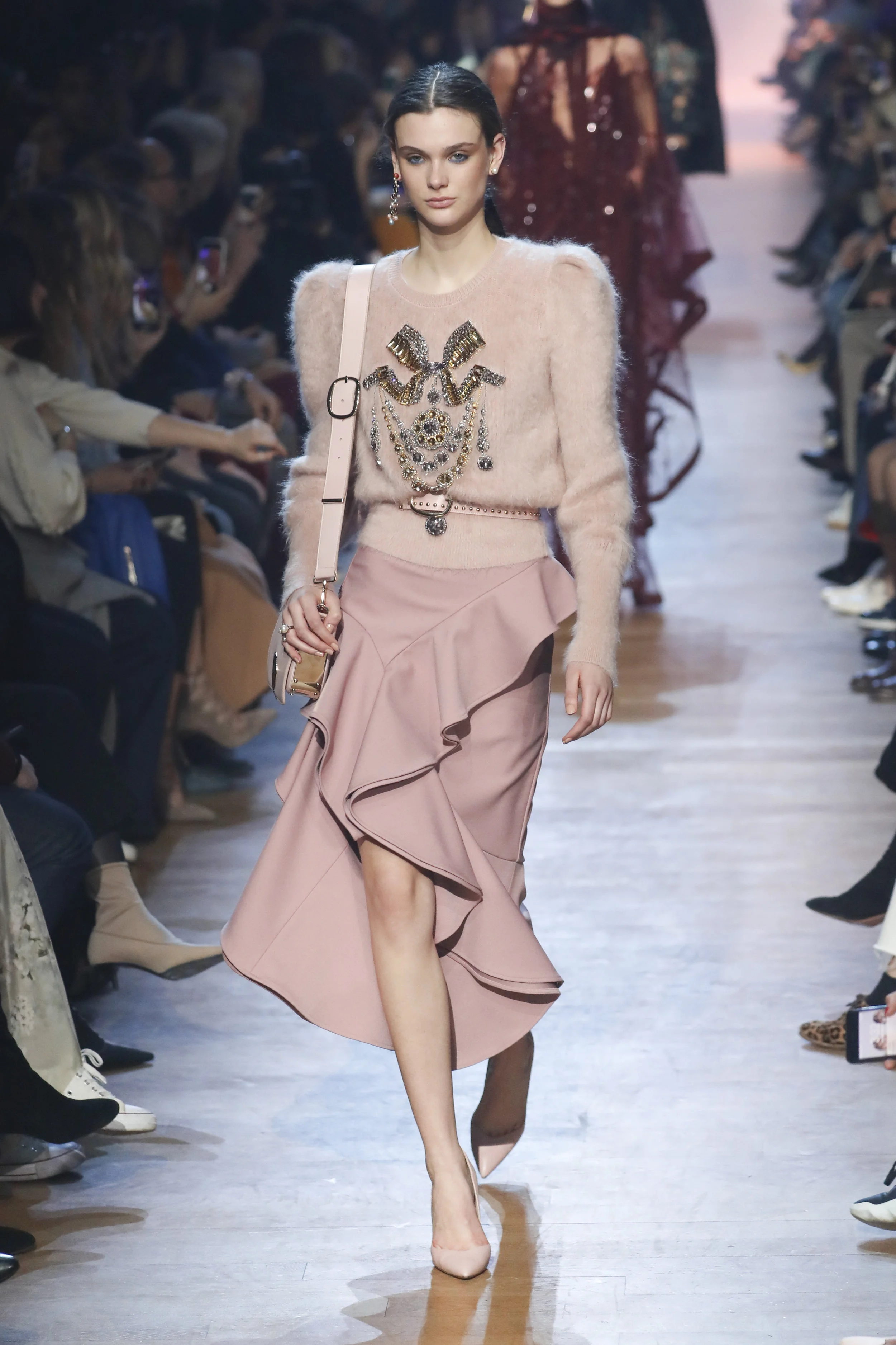 Elie-Saab_ful_W_F18_PA_071.jpg