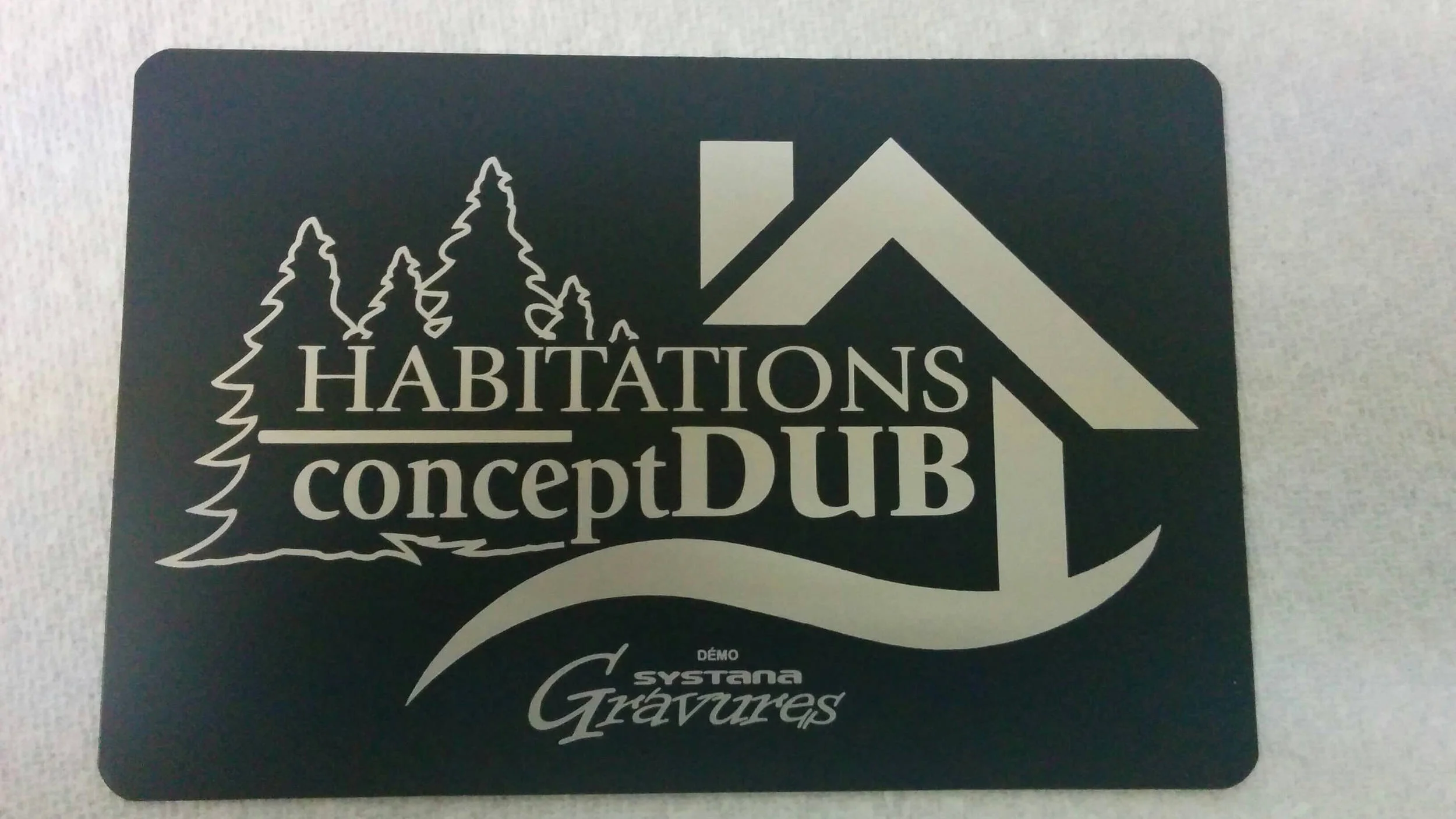 Exterior commercial Signs — SYSTANA GRAVURE LASER
