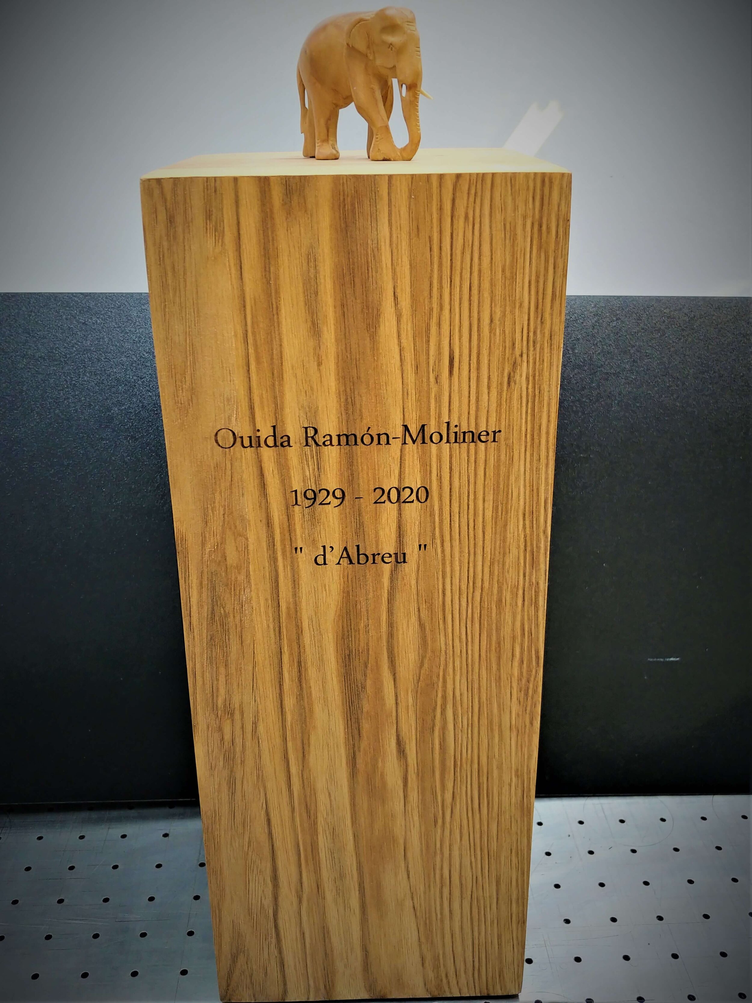 Laser engraving on wood funeral box