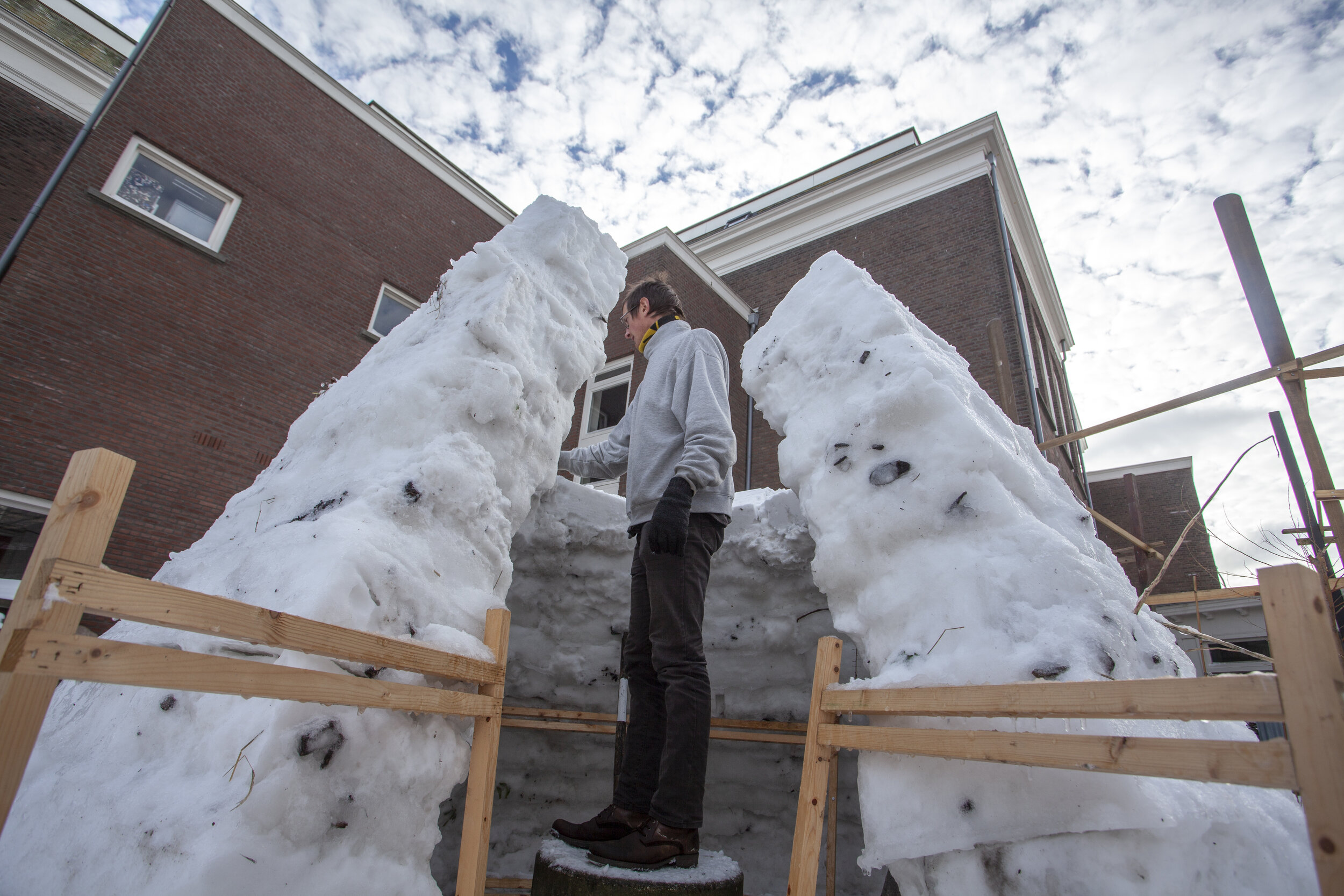 Snow bricks 