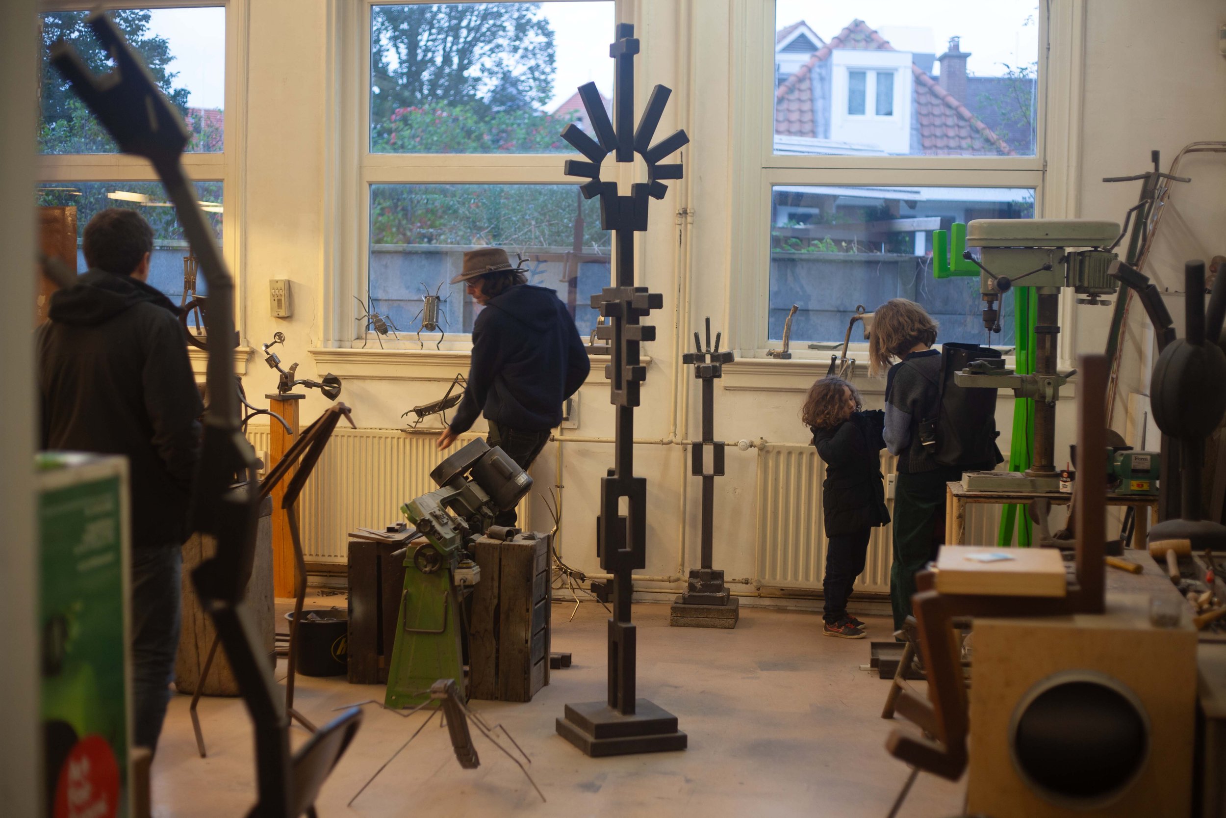 studio: Chris de Vis