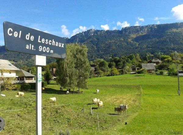 Col_de_Leschaux_The_Good_Blog_The_Good_Car.jpg